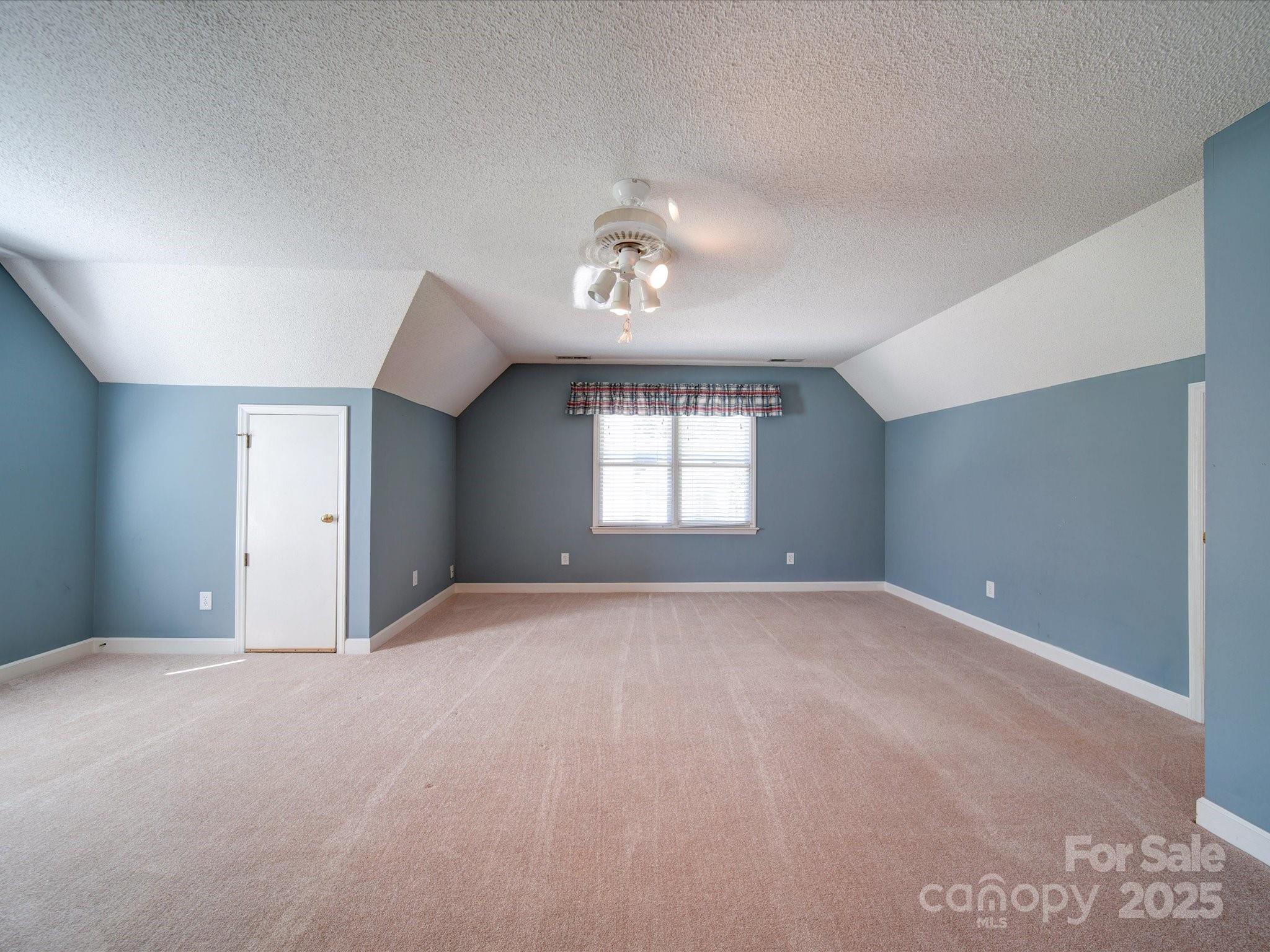 907 Weymouth Drive Property Photo 34