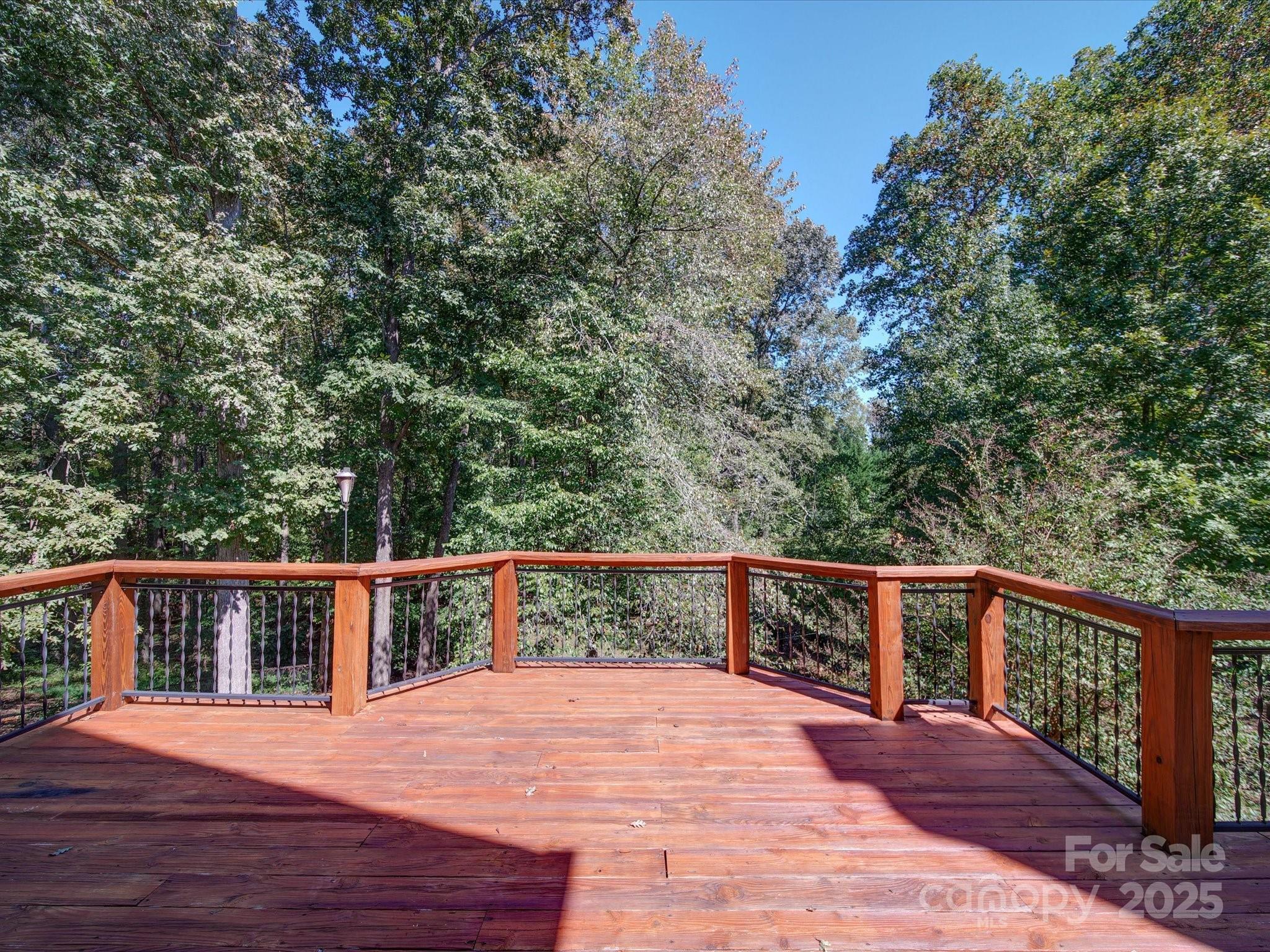 907 Weymouth Drive Property Photo 38