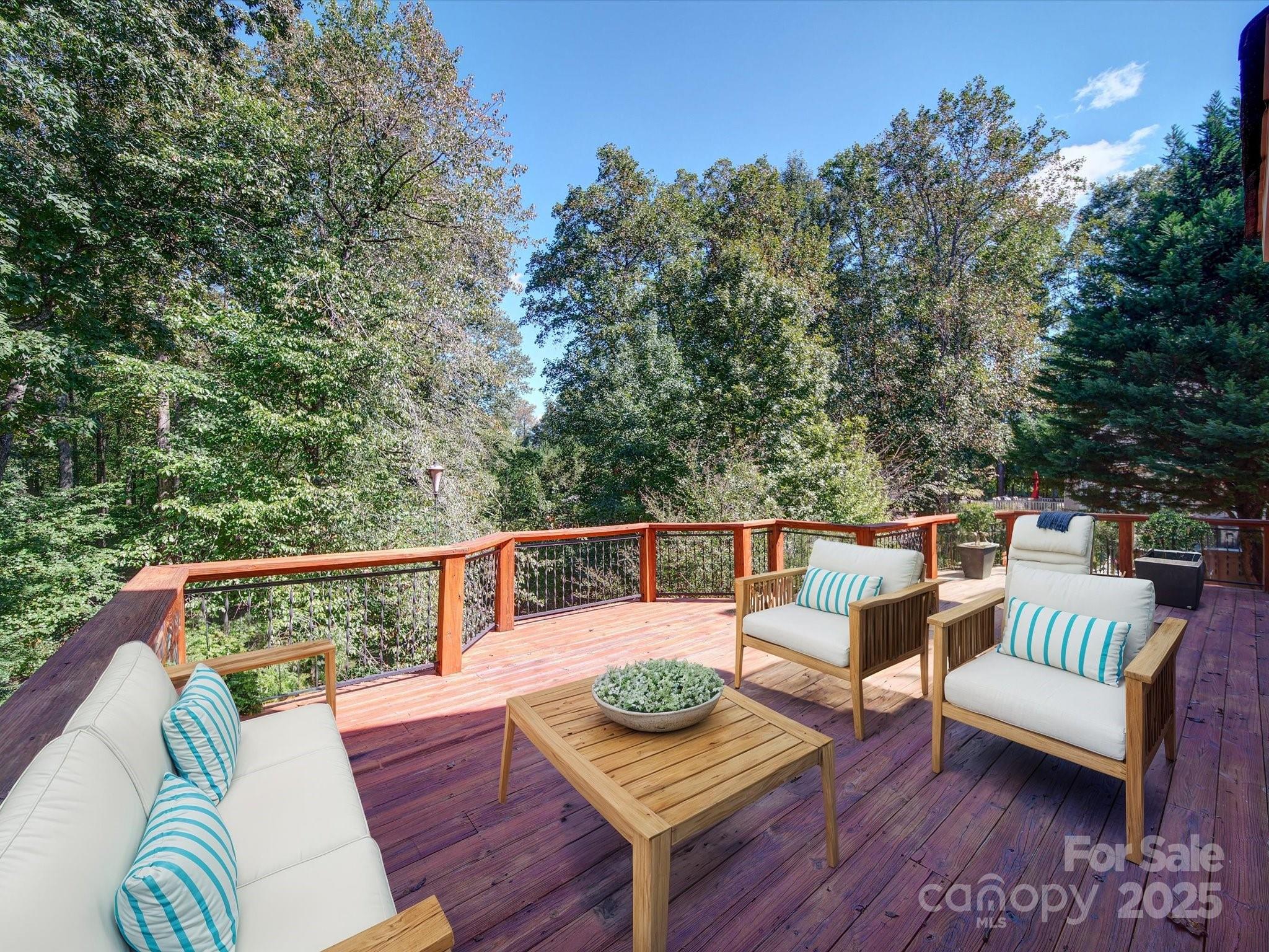 907 Weymouth Drive Property Photo 39