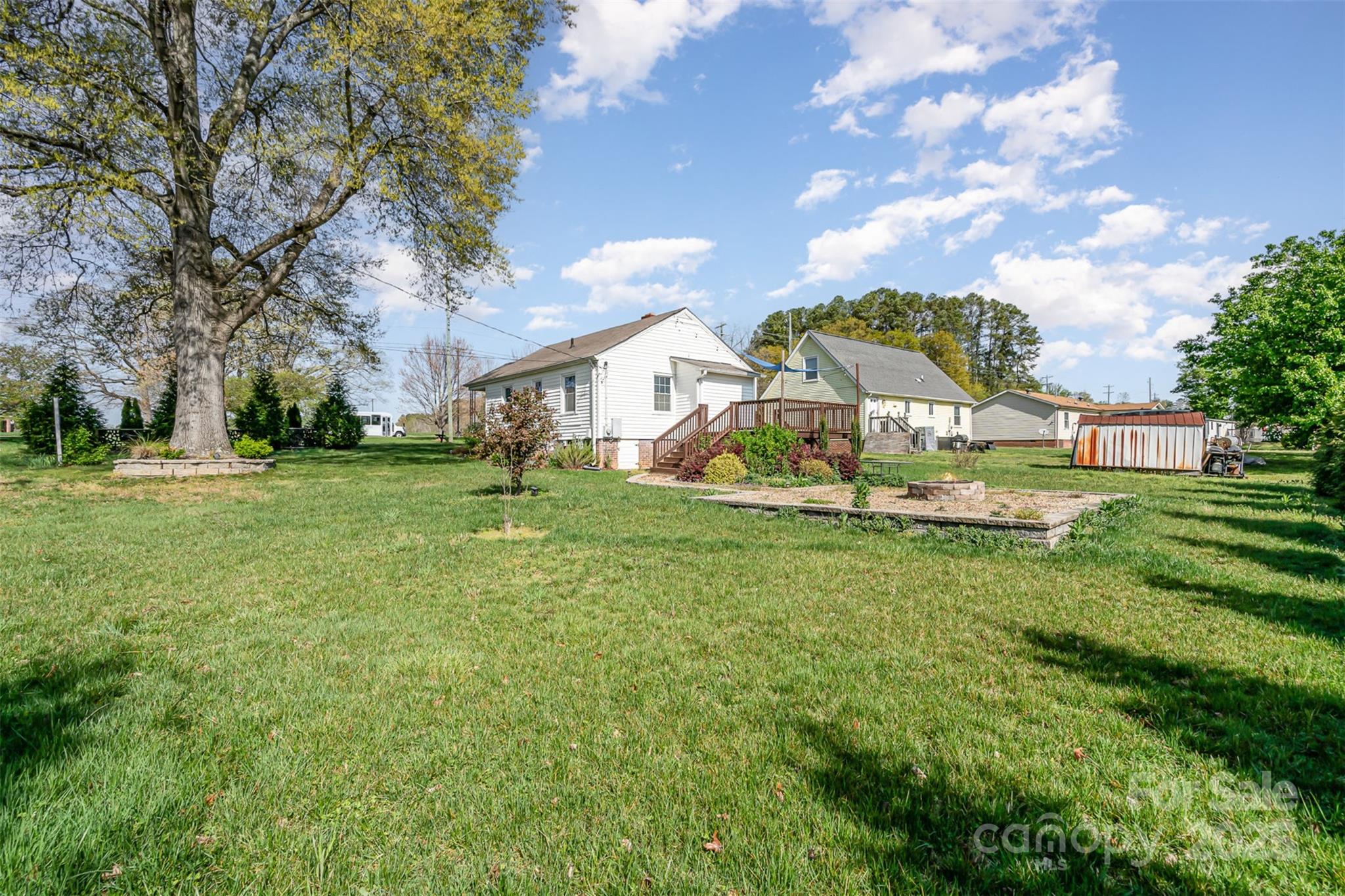 630 S Myrtle School Road Property Photo 4