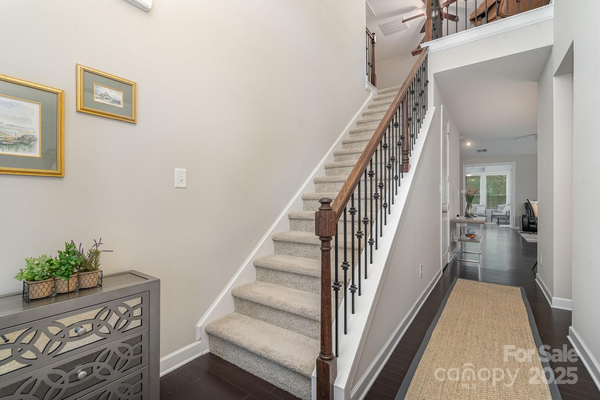 3150 Helmsley Court Property Photo 9
