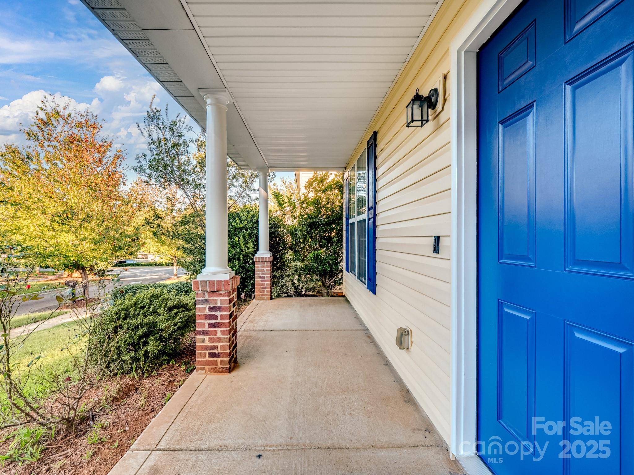 16518 Ambassador Park Drive Property Photo 4