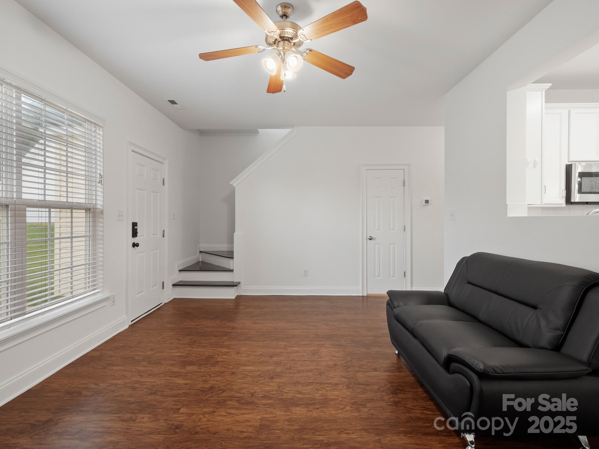 16518 Ambassador Park Drive Property Photo 9