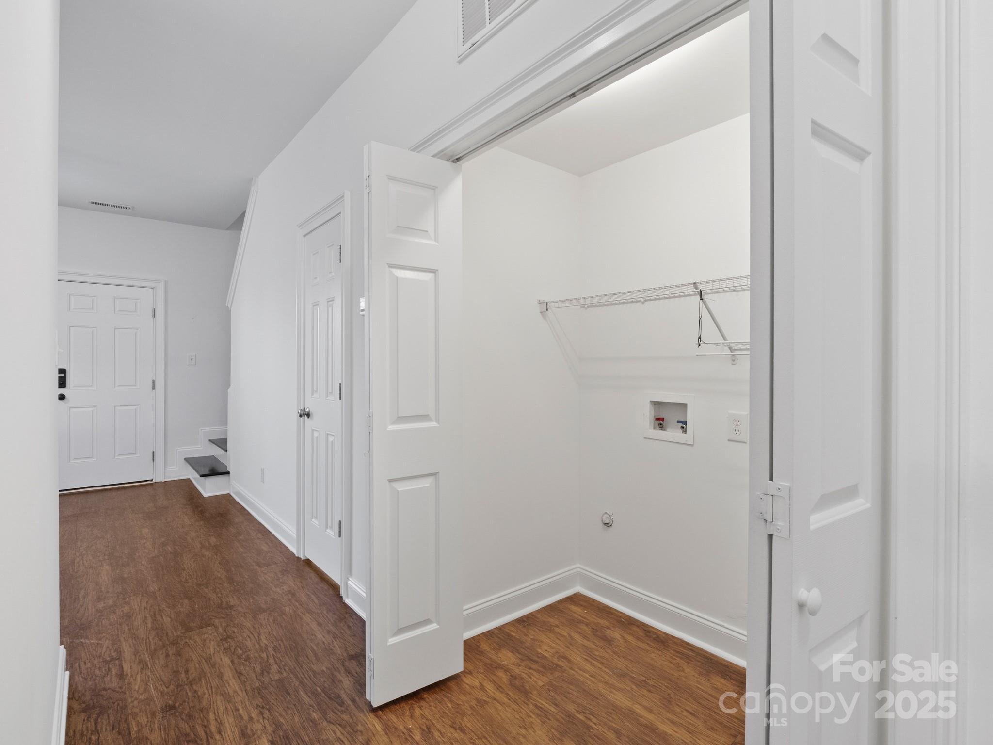 16518 Ambassador Park Drive Property Photo 15