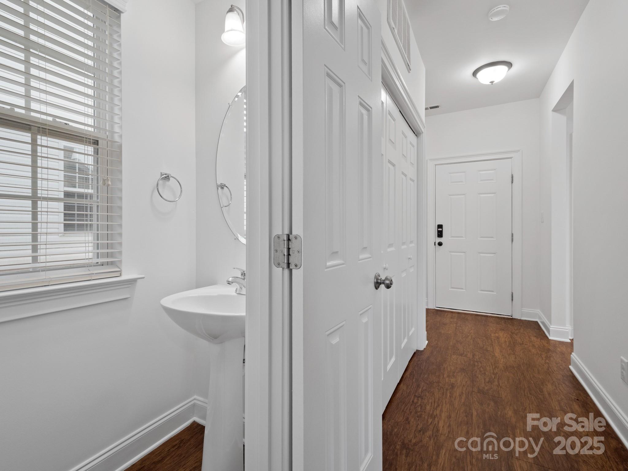 16518 Ambassador Park Drive Property Photo 16