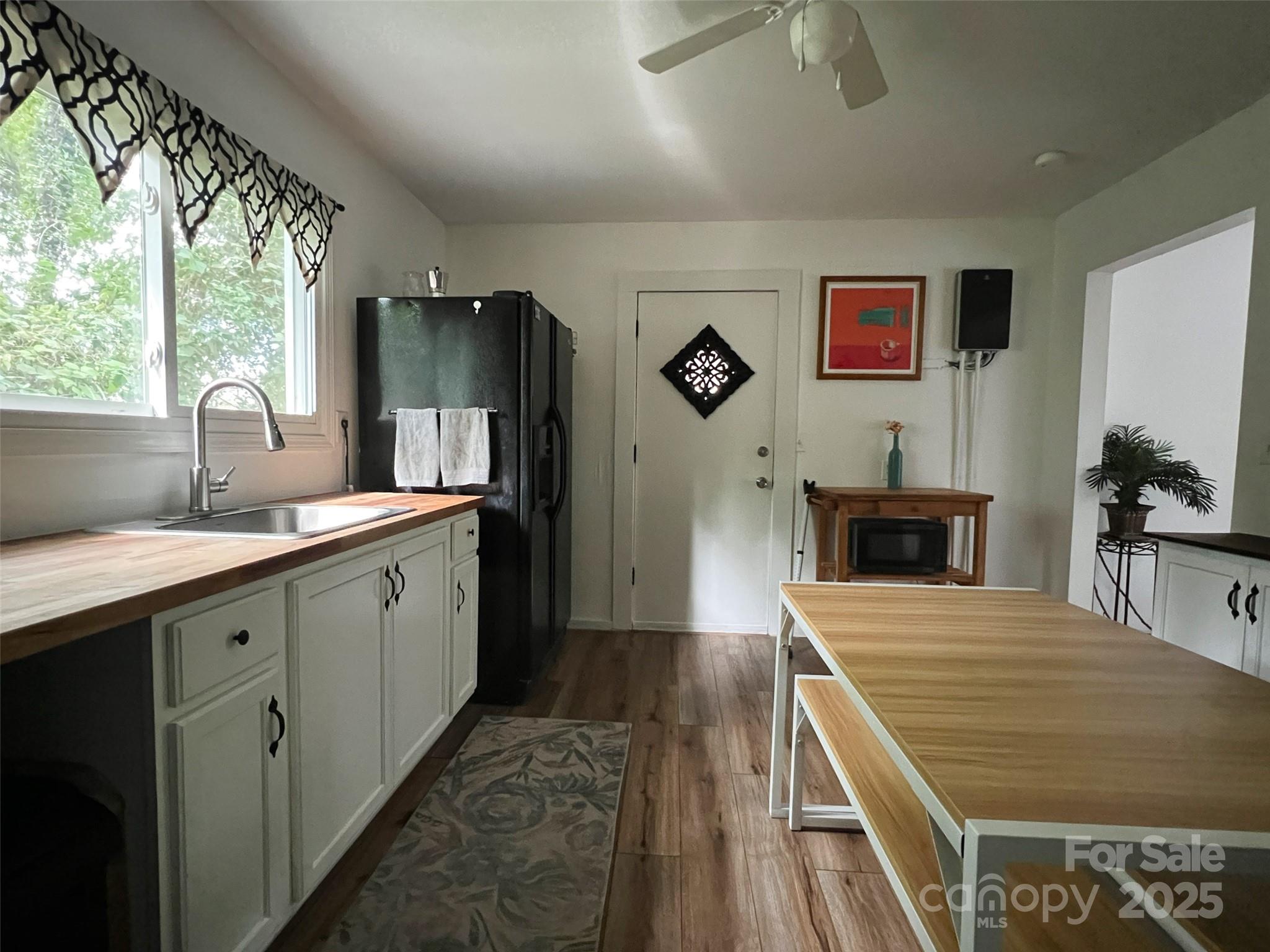 333 N Meridian Street Property Photo 6