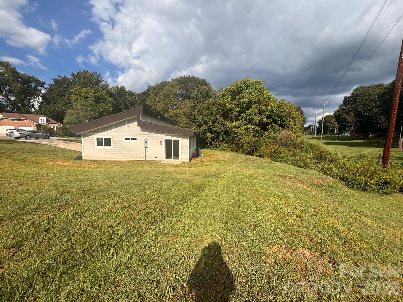 901 Linney Lane Property Photo 6
