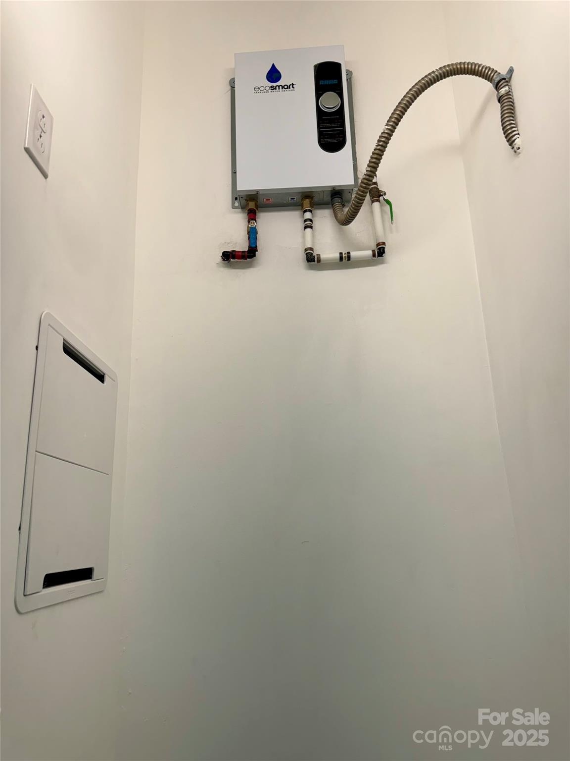 901 Linney Lane Property Photo 7