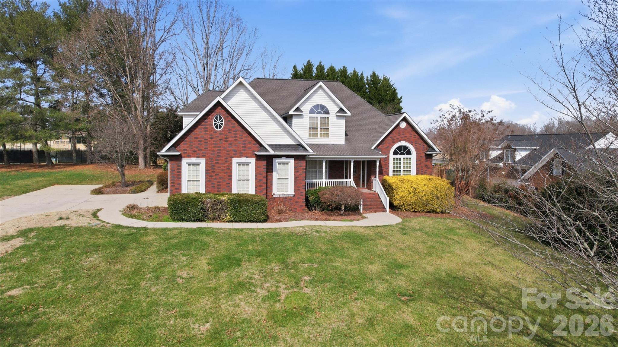 2488 Birdie Lane Property Photo 5