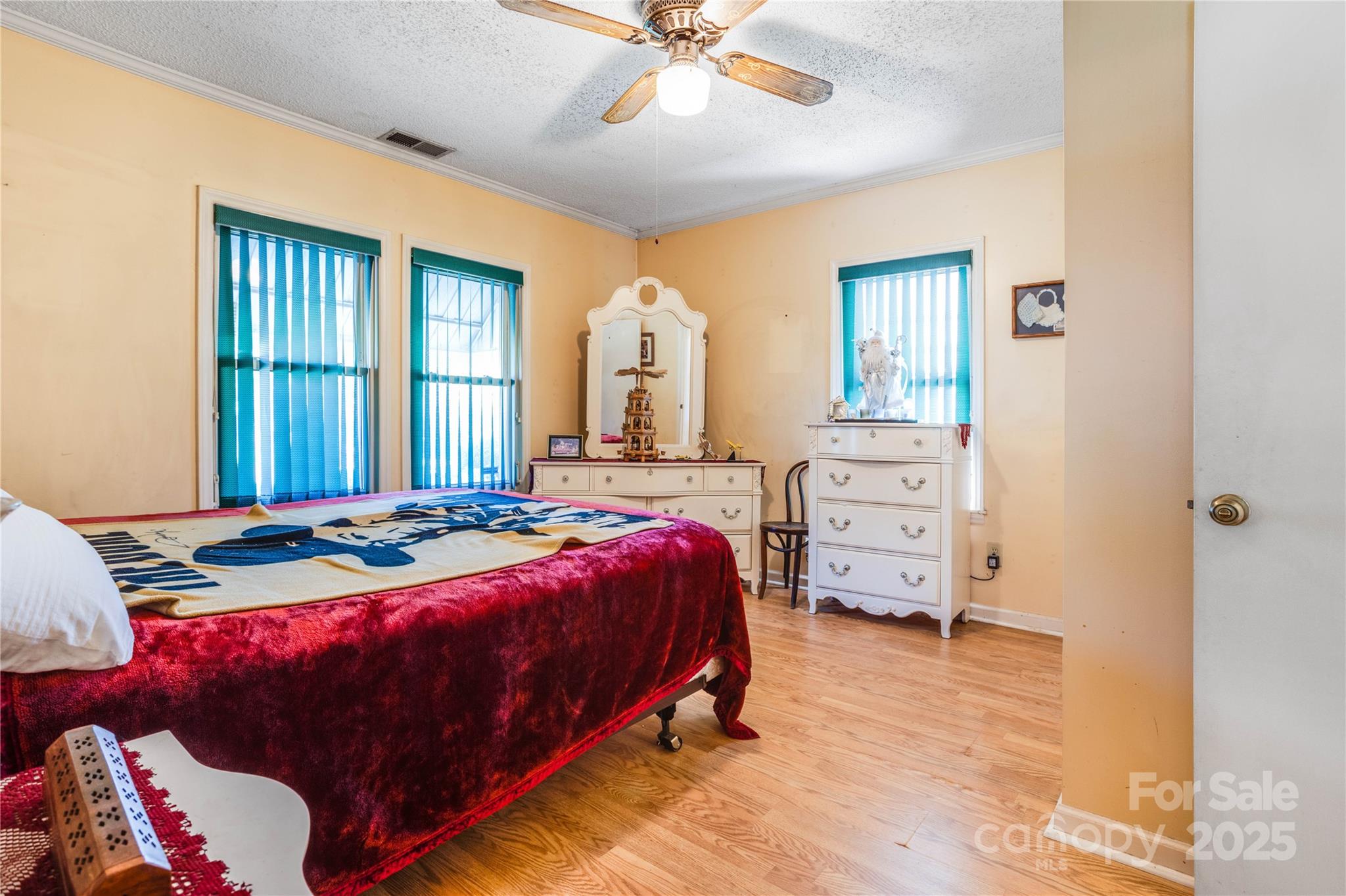 713 Perkins Street Property Photo 12