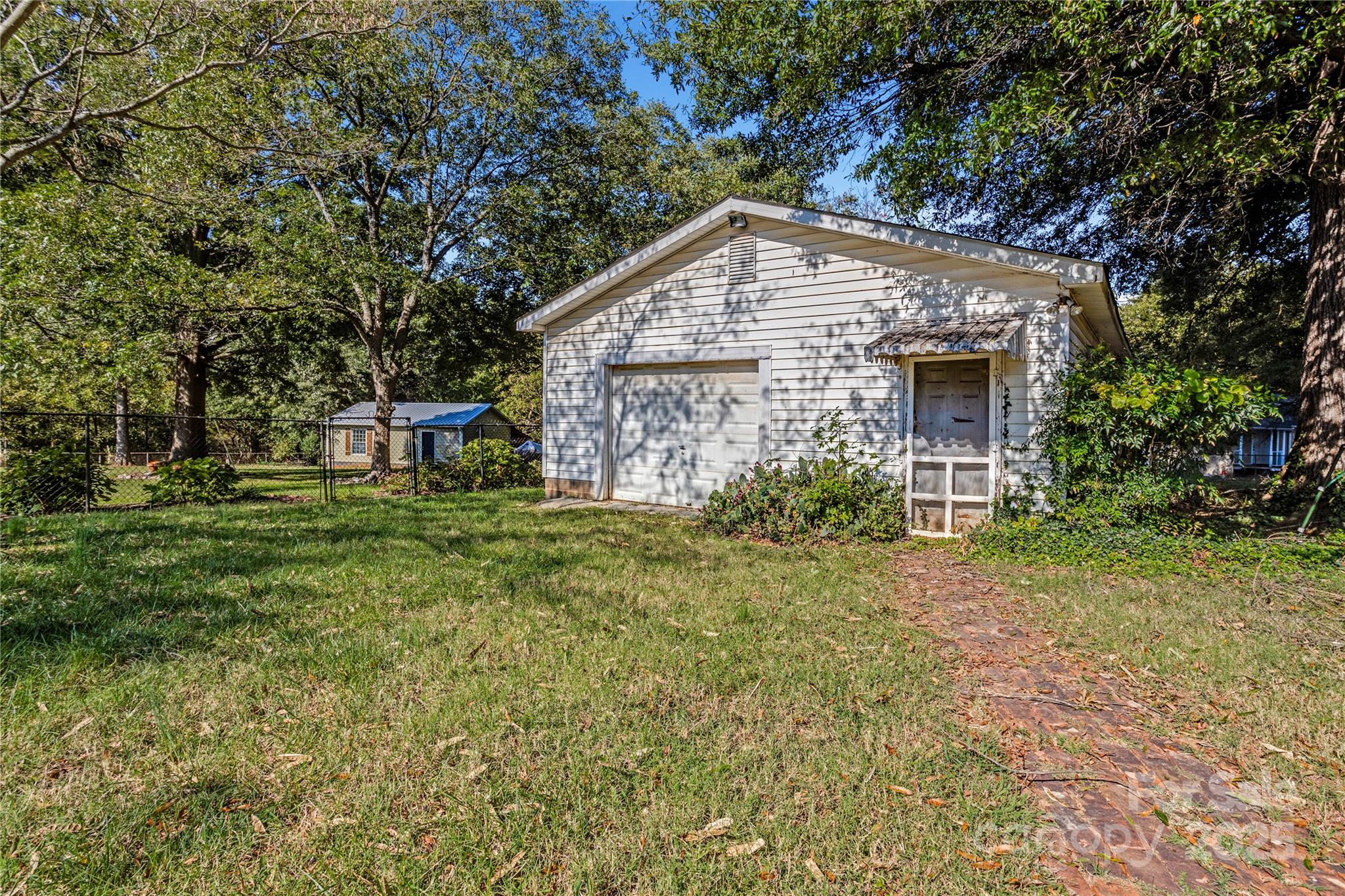 713 Perkins Street Property Photo 14
