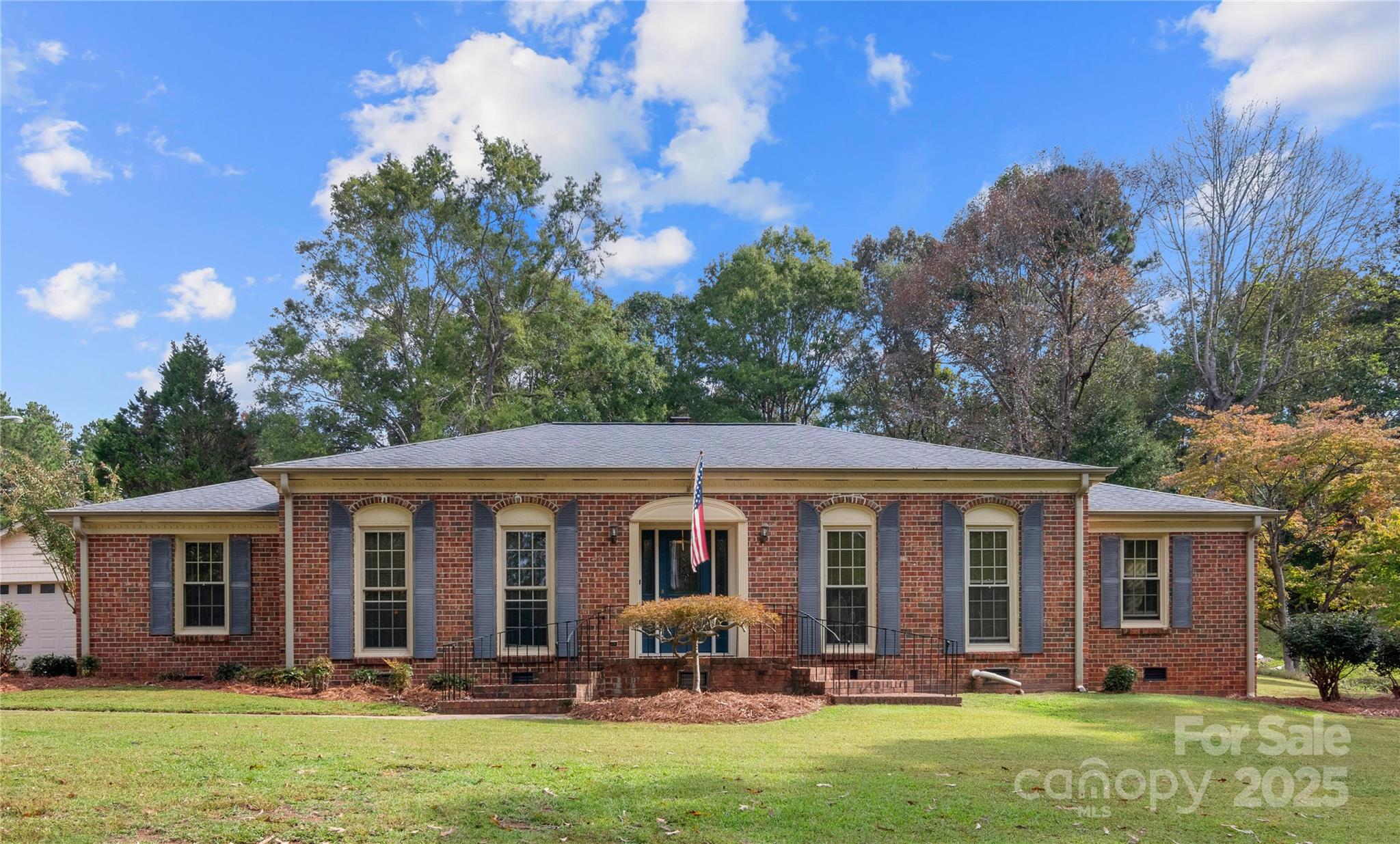 307 Glendale Road Property Photo