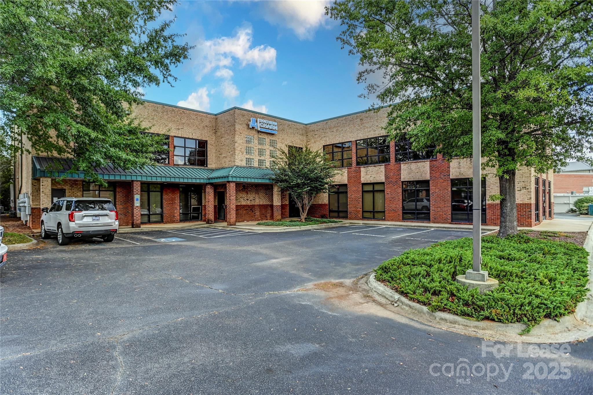 19810 W Catawba Avenue Suite E2 Property Photo 38
