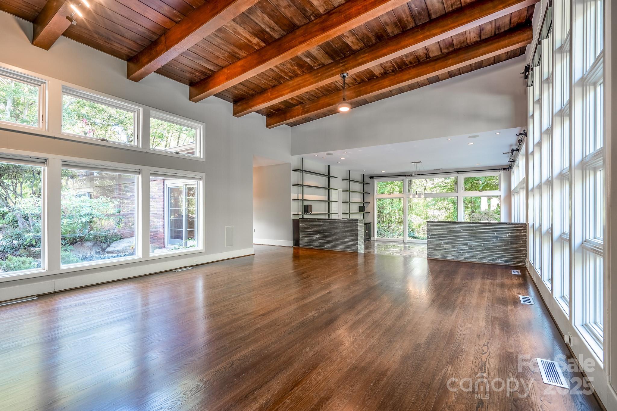 501 Journey Street Property Photo 13