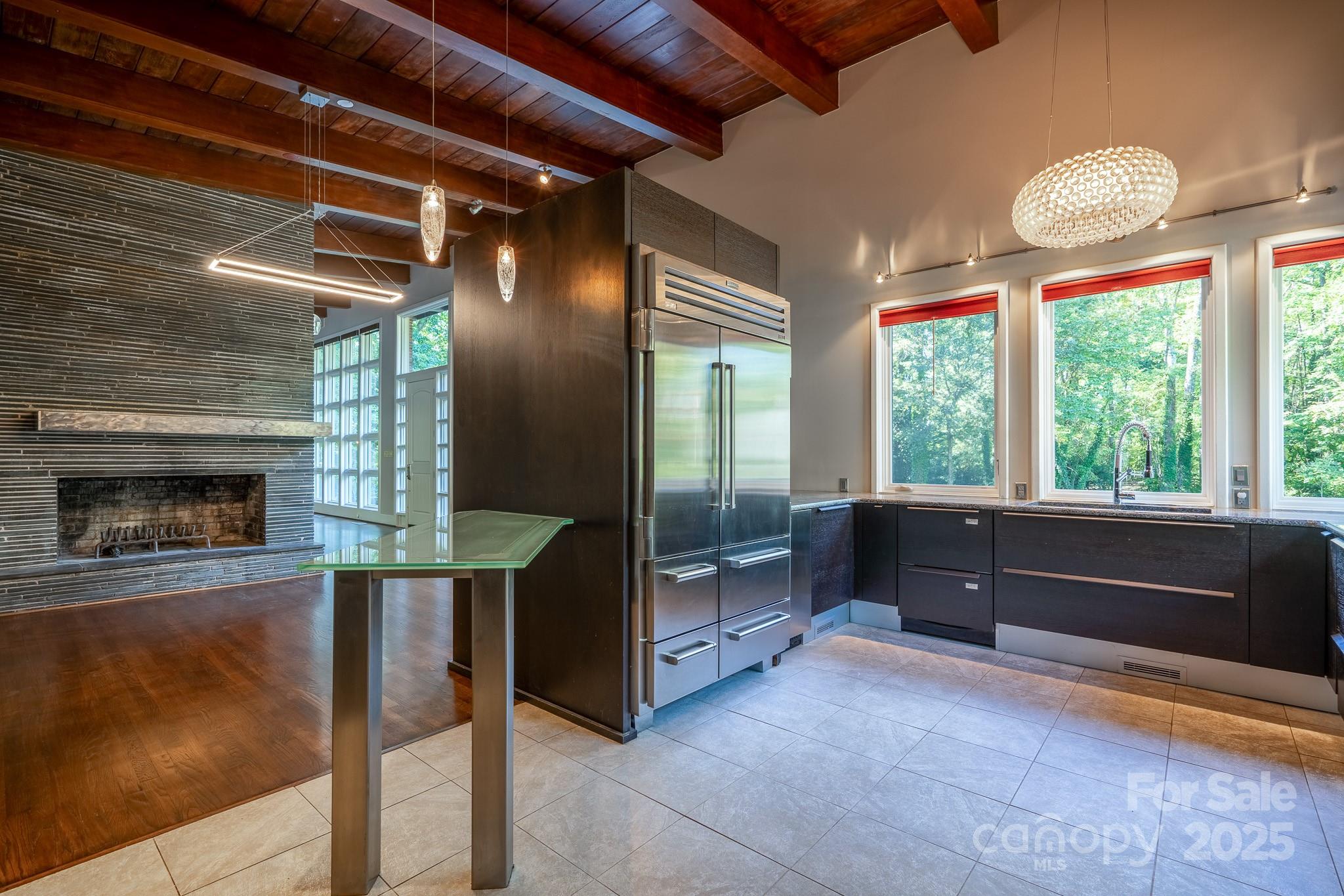 501 Journey Street Property Photo 15