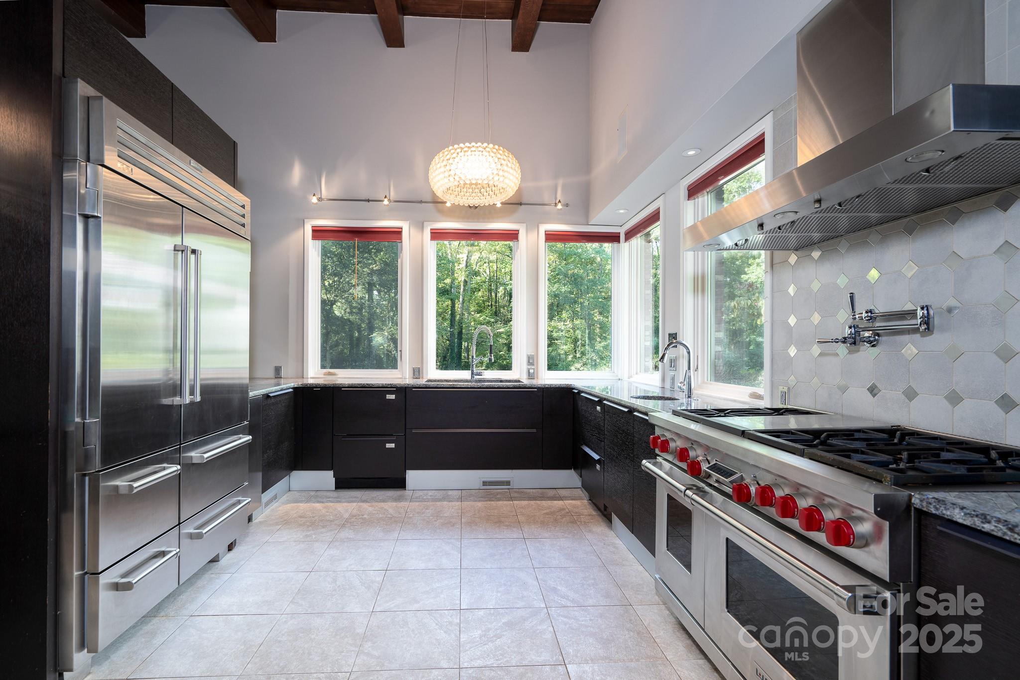 501 Journey Street Property Photo 17