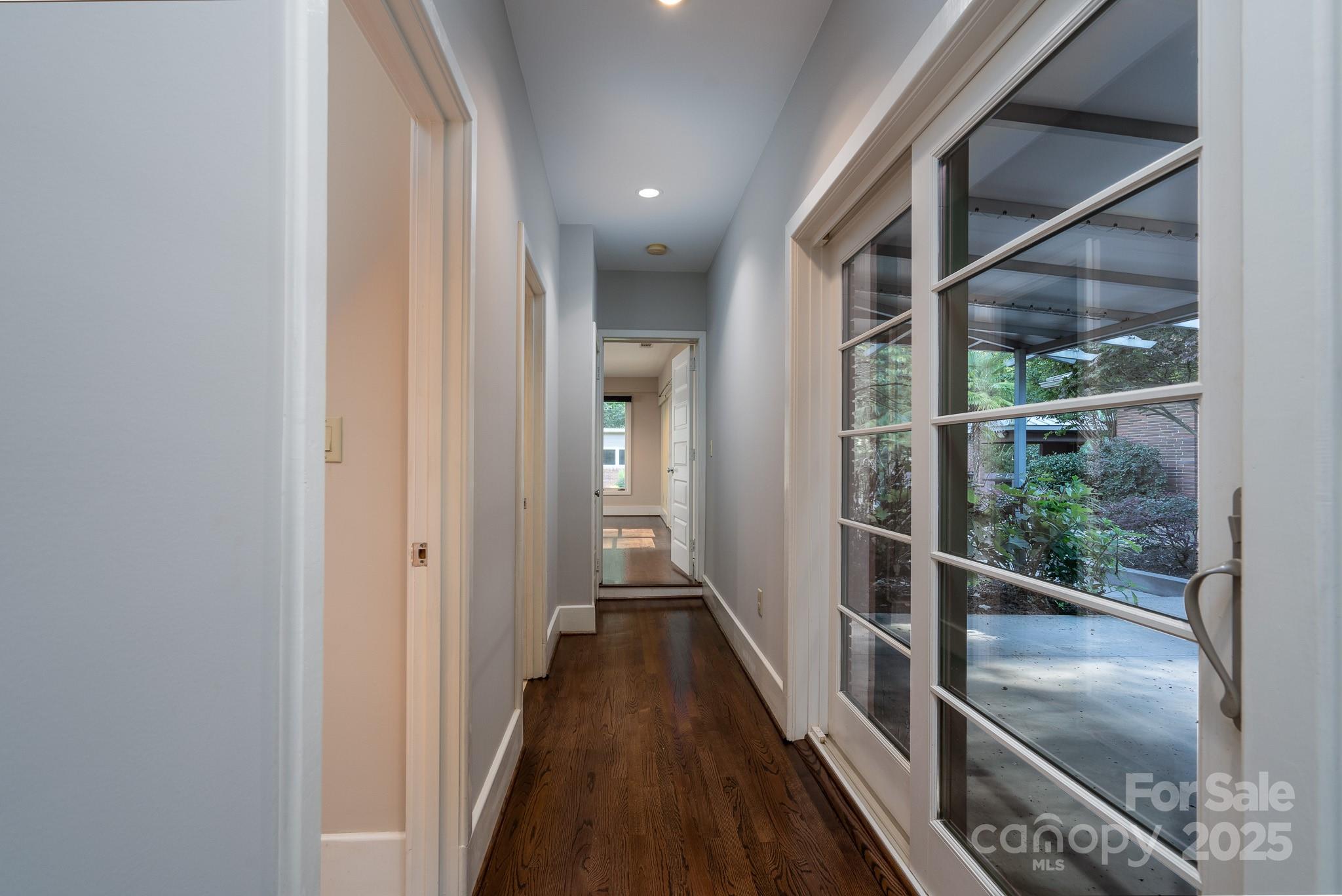 501 Journey Street Property Photo 24