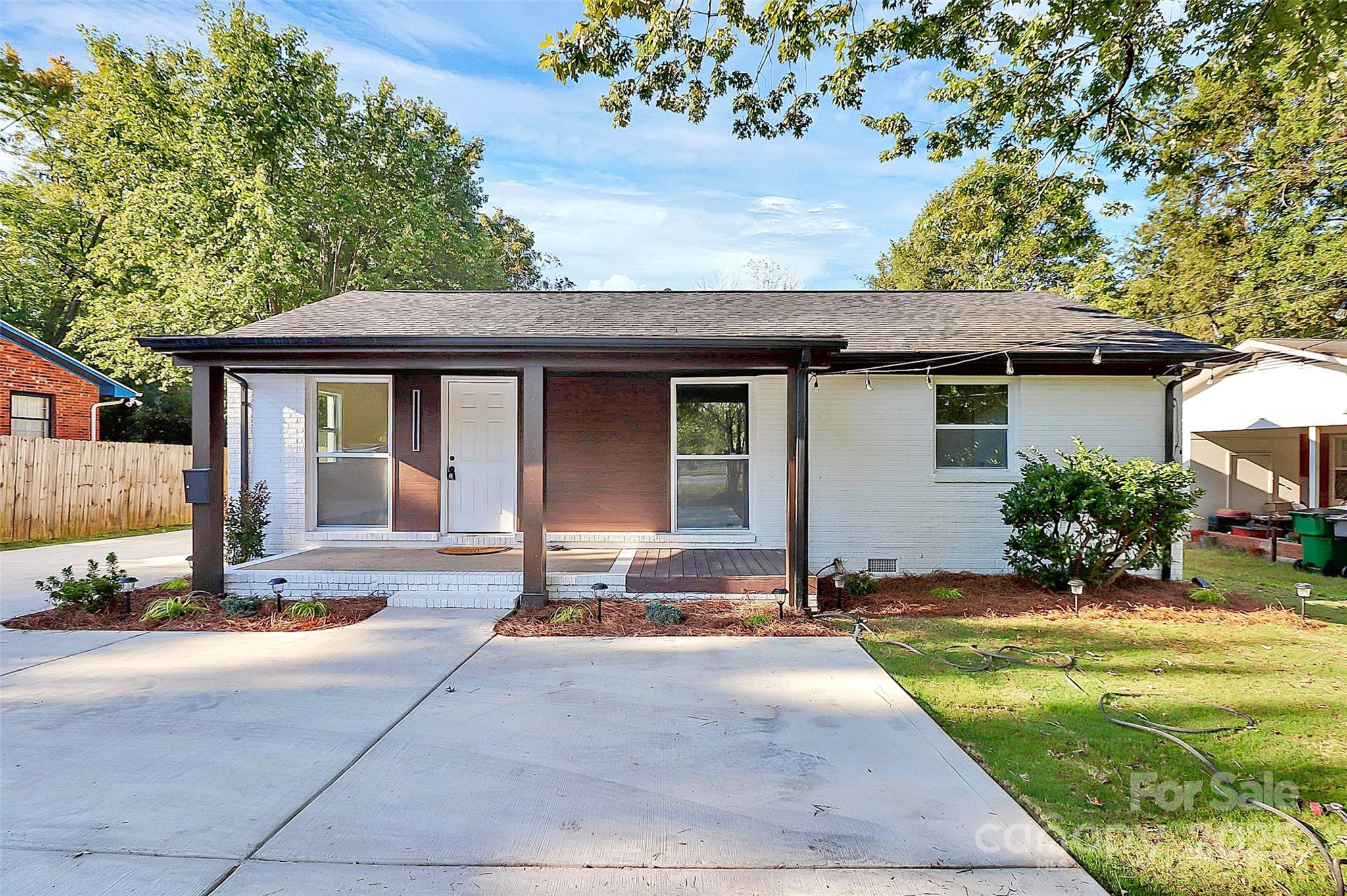 4132 Shamrock Drive Property Photo