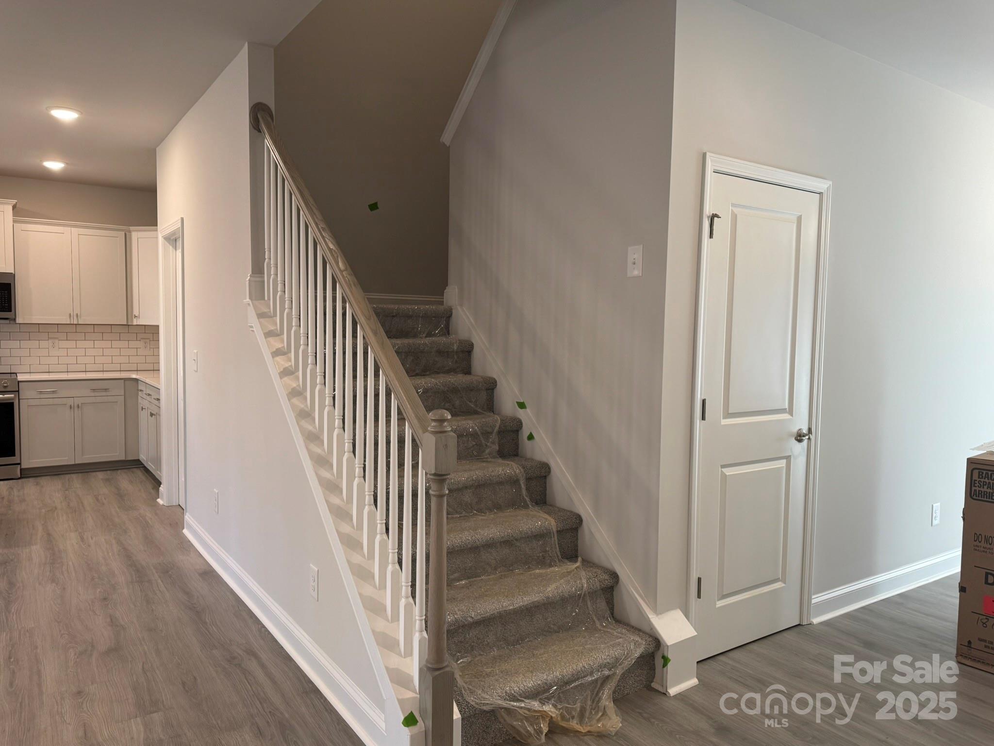 112 Imperial Way 2a Property Photo 14