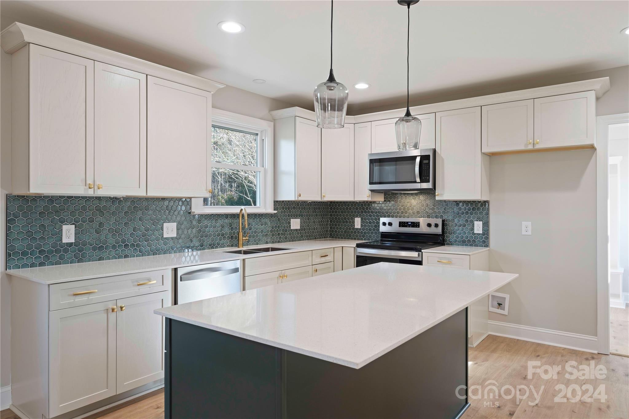 1816 Sulphur Springs Road Property Photo 15