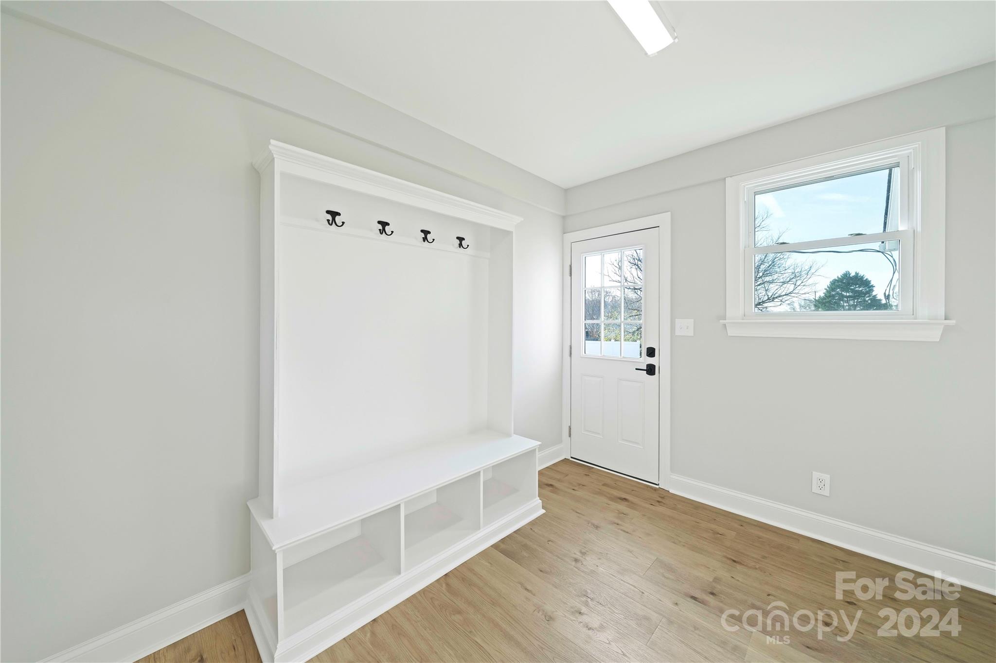 1816 Sulphur Springs Road Property Photo 19