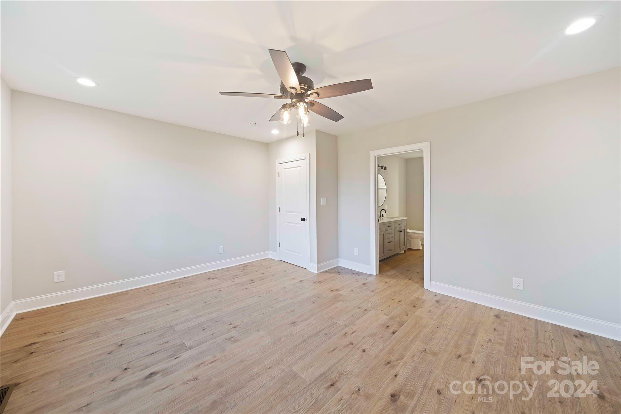 1816 Sulphur Springs Road Property Photo 22