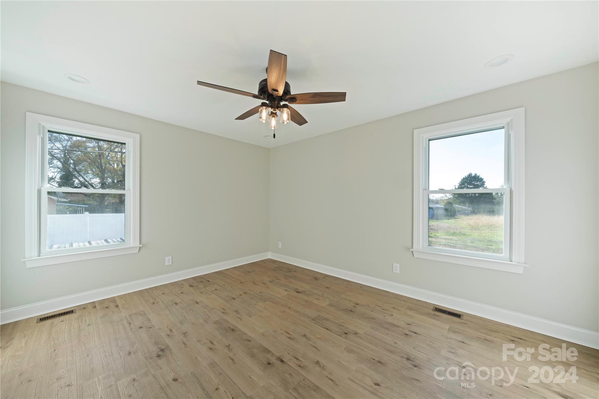 1816 Sulphur Springs Road Property Photo 24