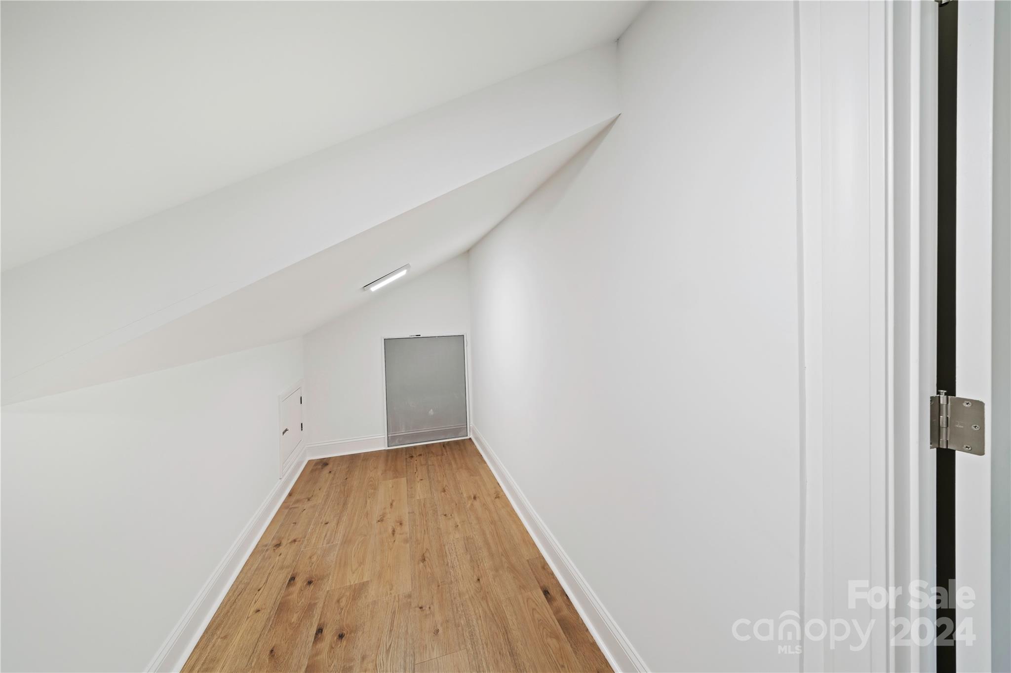 1816 Sulphur Springs Road Property Photo 29