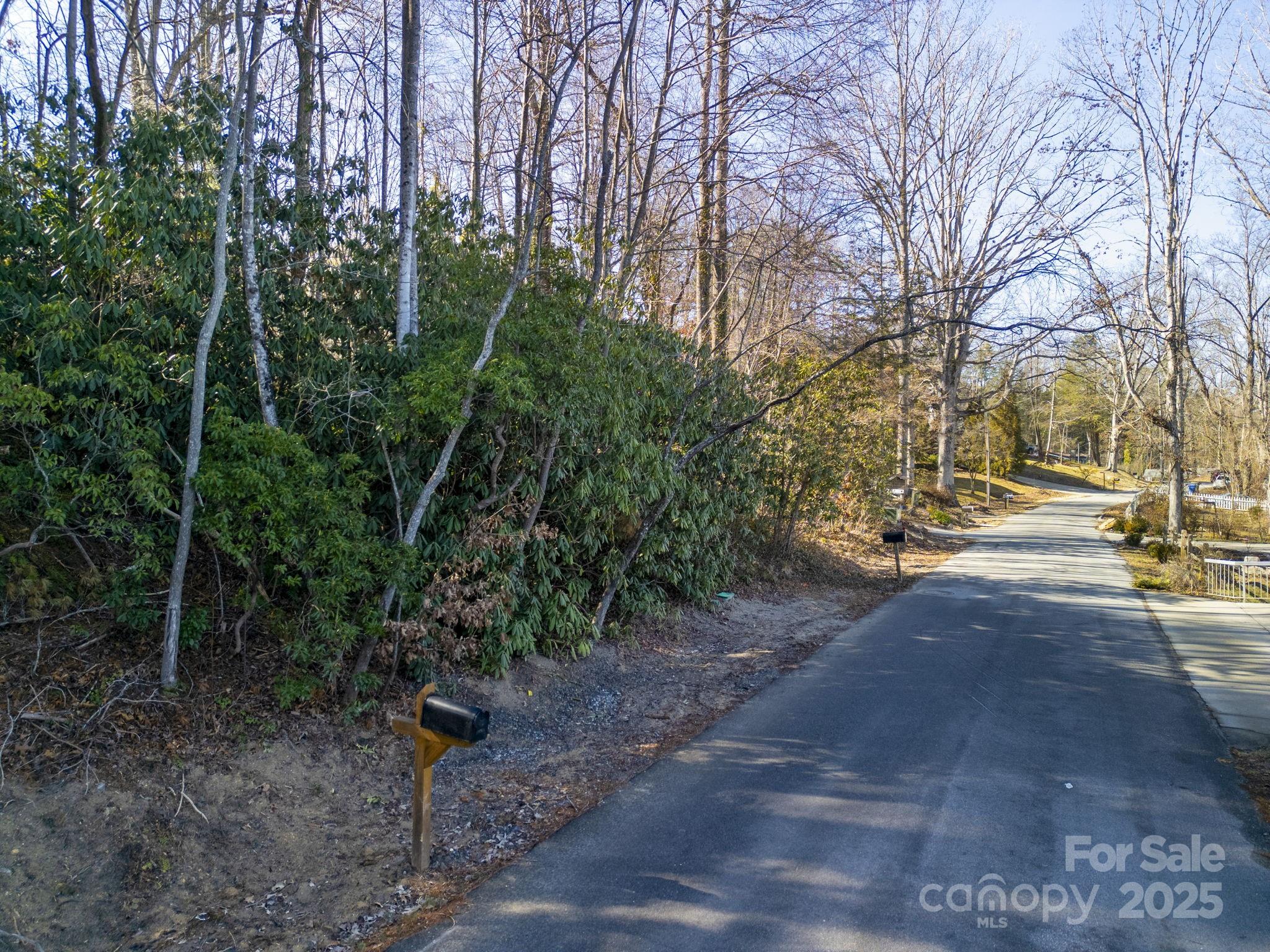 00 Upper Ridgewood Boulevard Property Photo