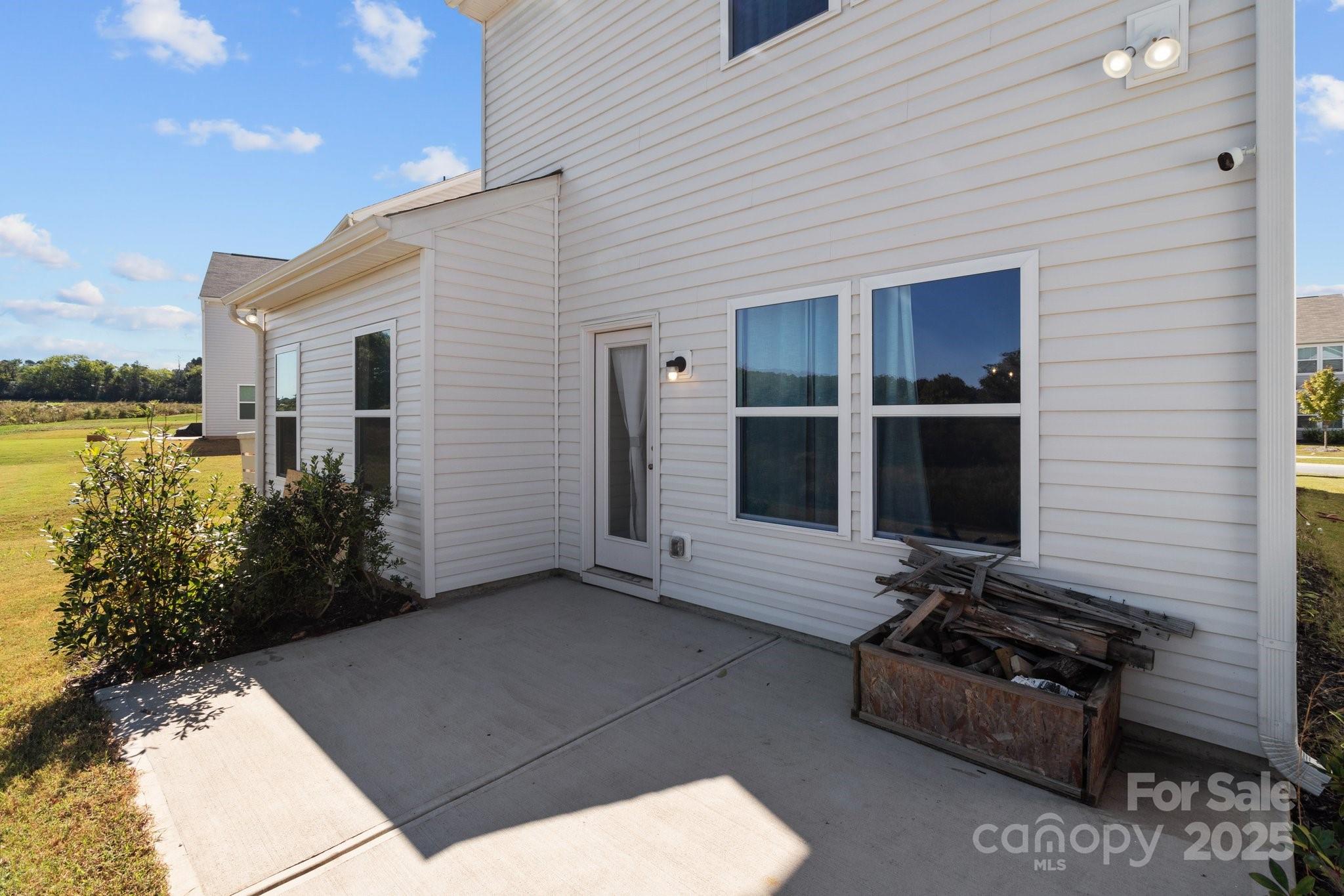 1109 Freeman View Drive Property Photo 7