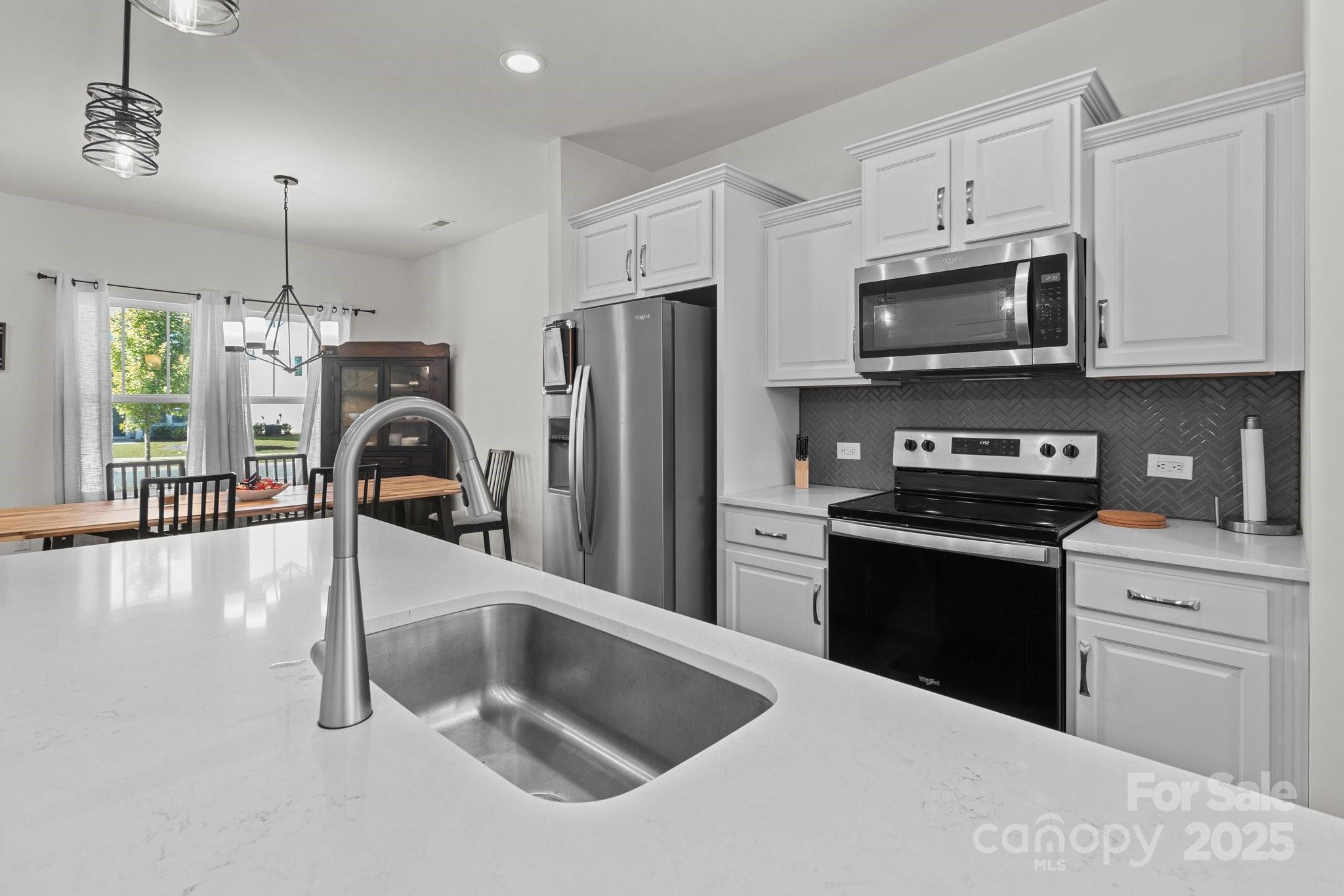 1109 Freeman View Drive Property Photo 14