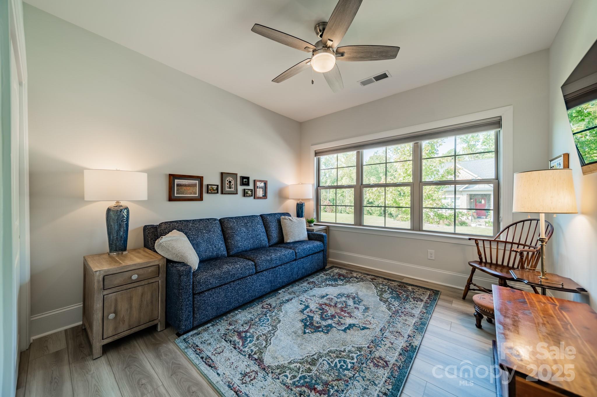 2014 Newstyle Way Property Photo 5