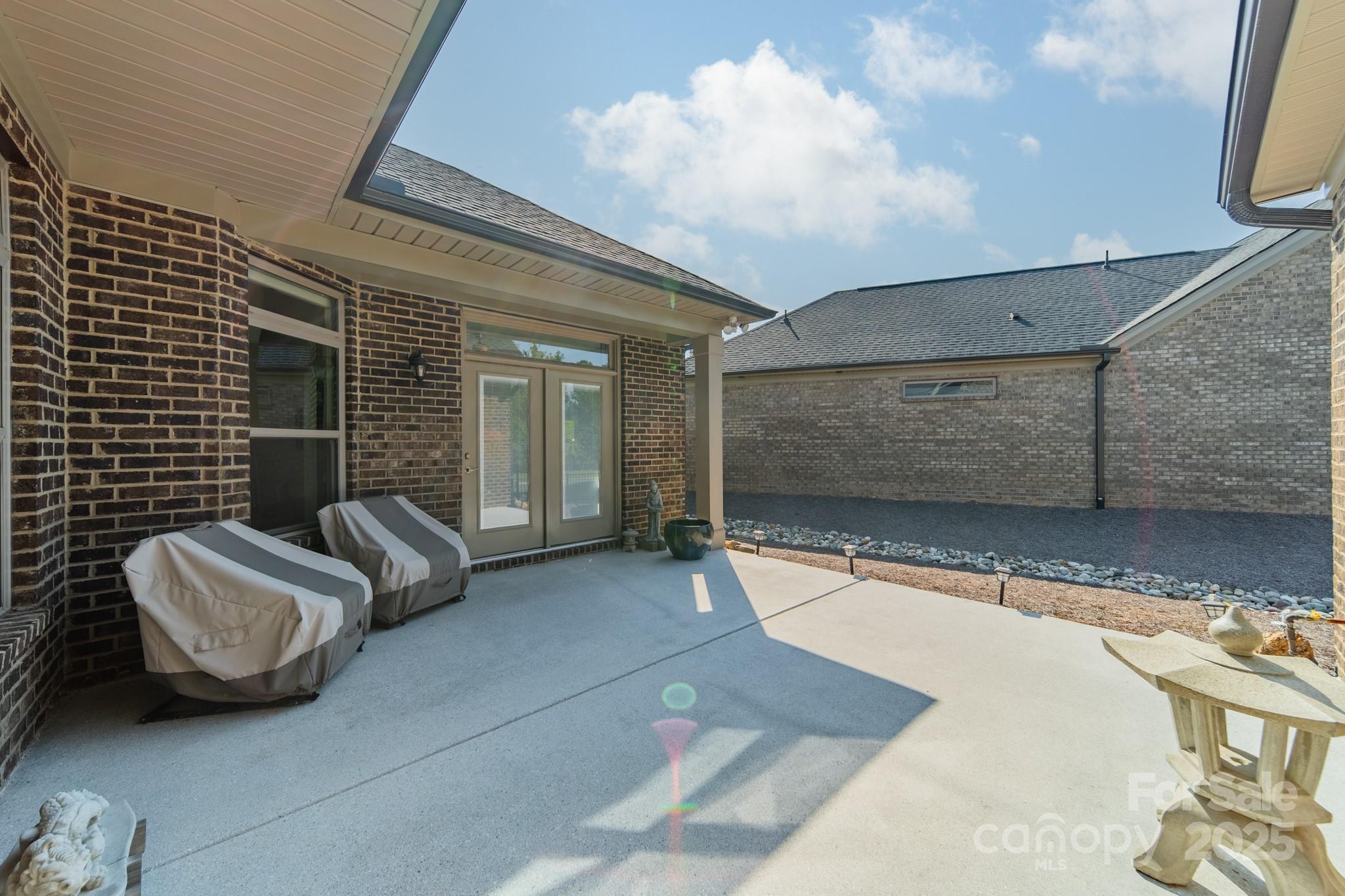 2014 Newstyle Way Property Photo 37