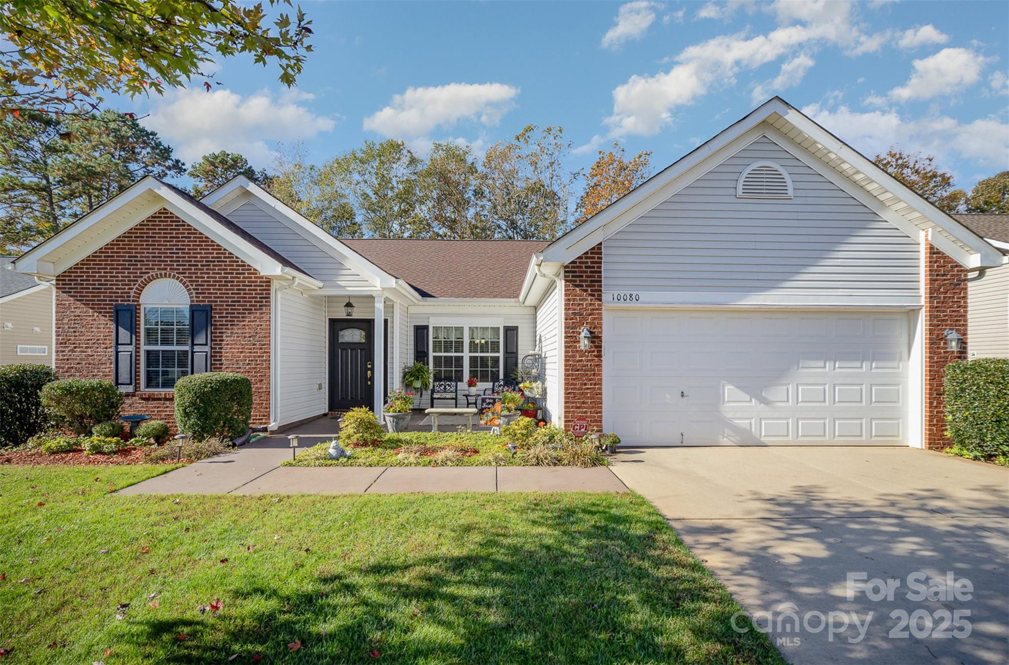 10080 Highland Creek Circle Property Photo