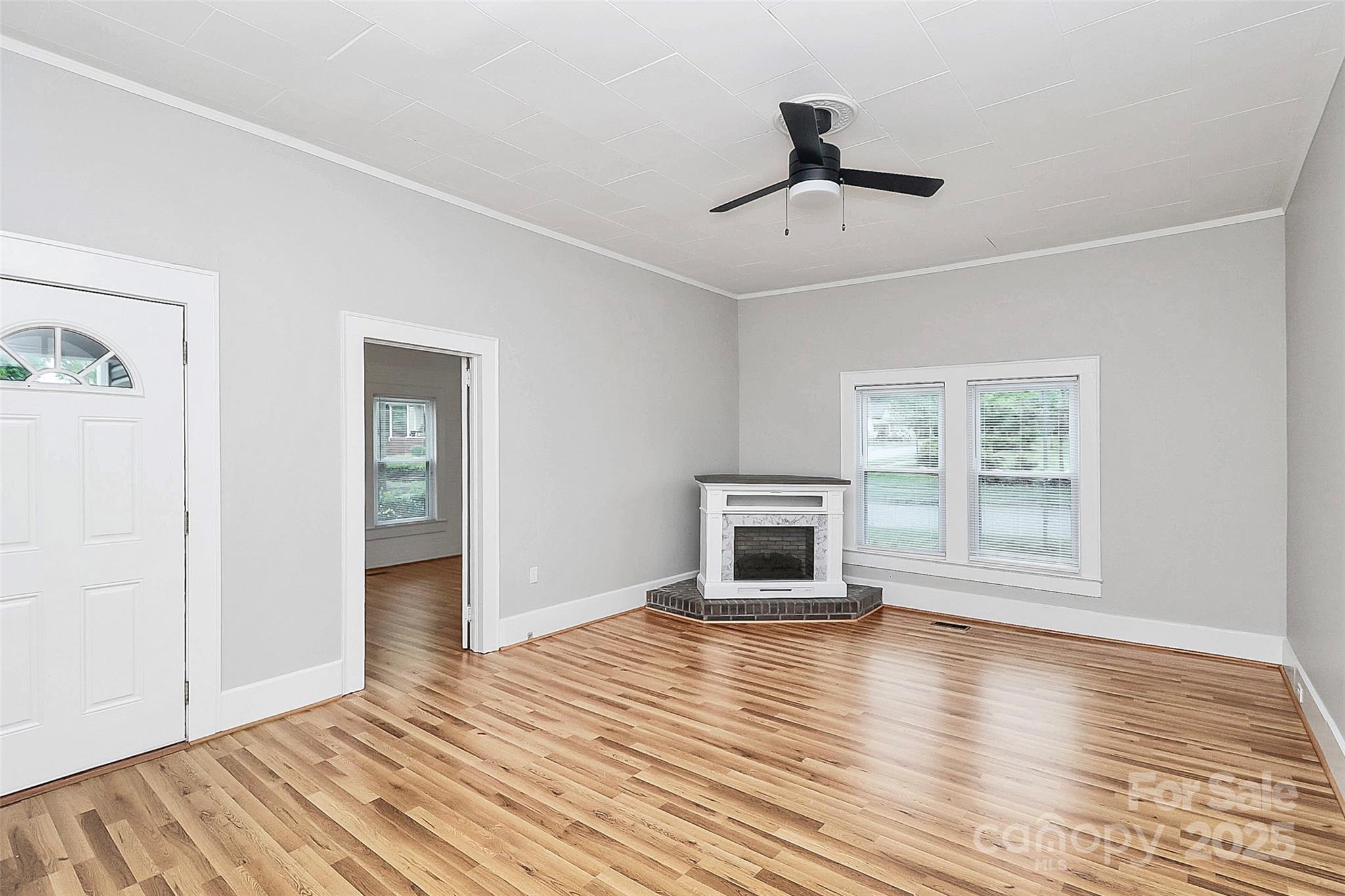 275 S Church Street Property Photo 7