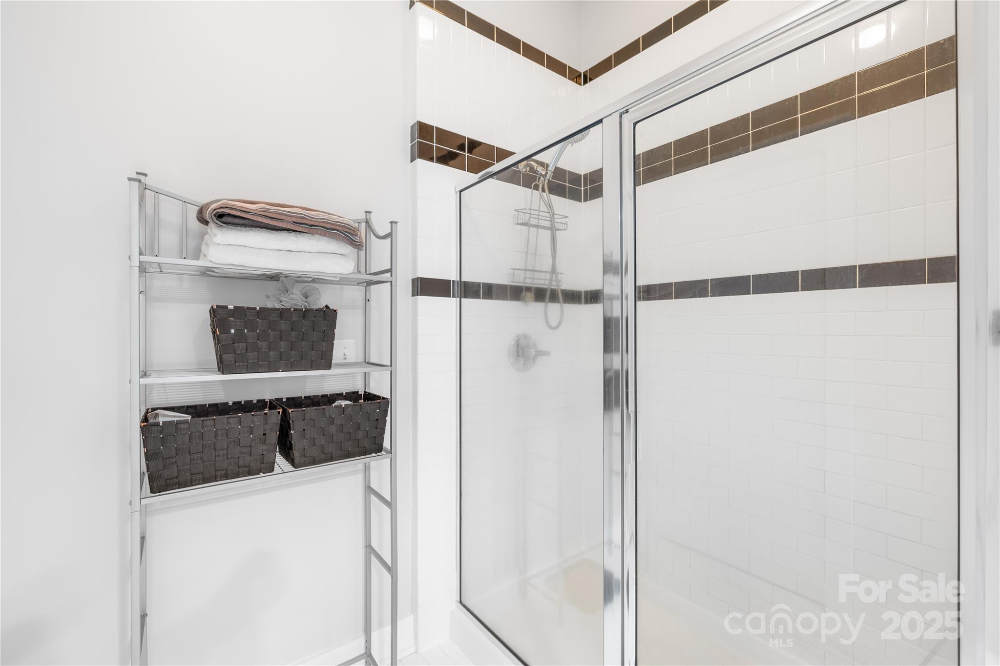 706 N Davidson Street Property Photo 18