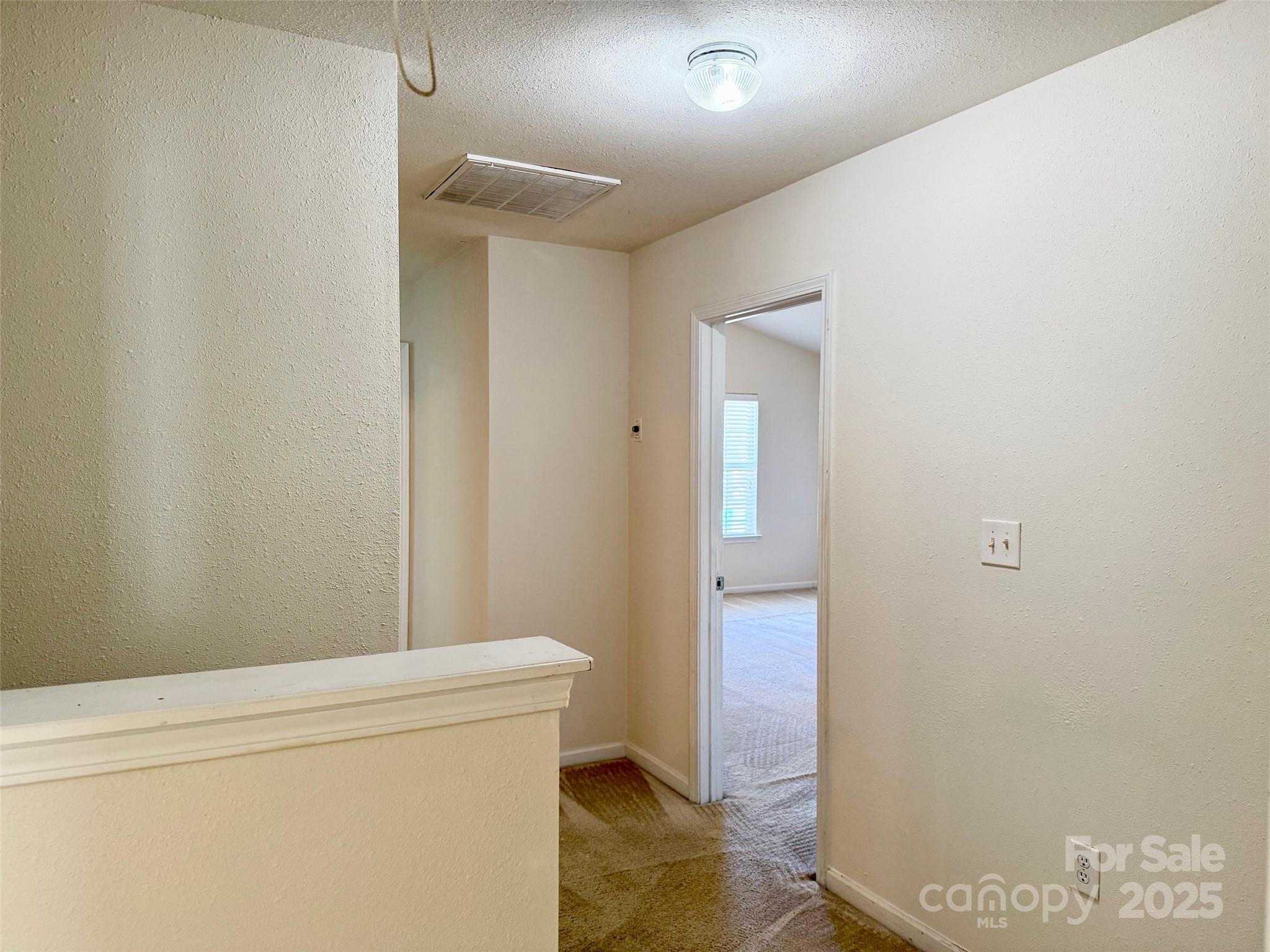 1239 Jordans Pond Lane Property Photo 8