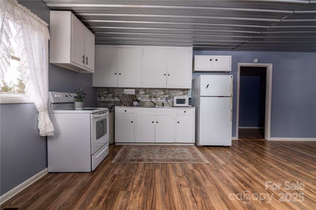 175 Henry Martin Trail Property Photo 27