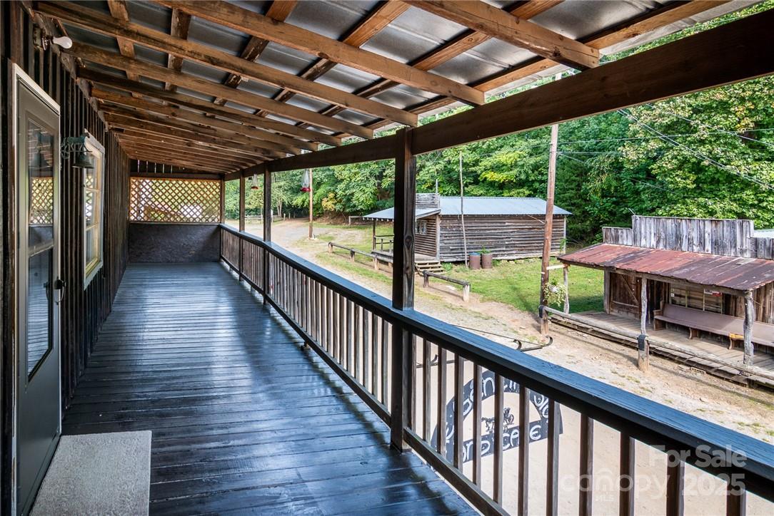 175 Henry Martin Trail Property Photo 31