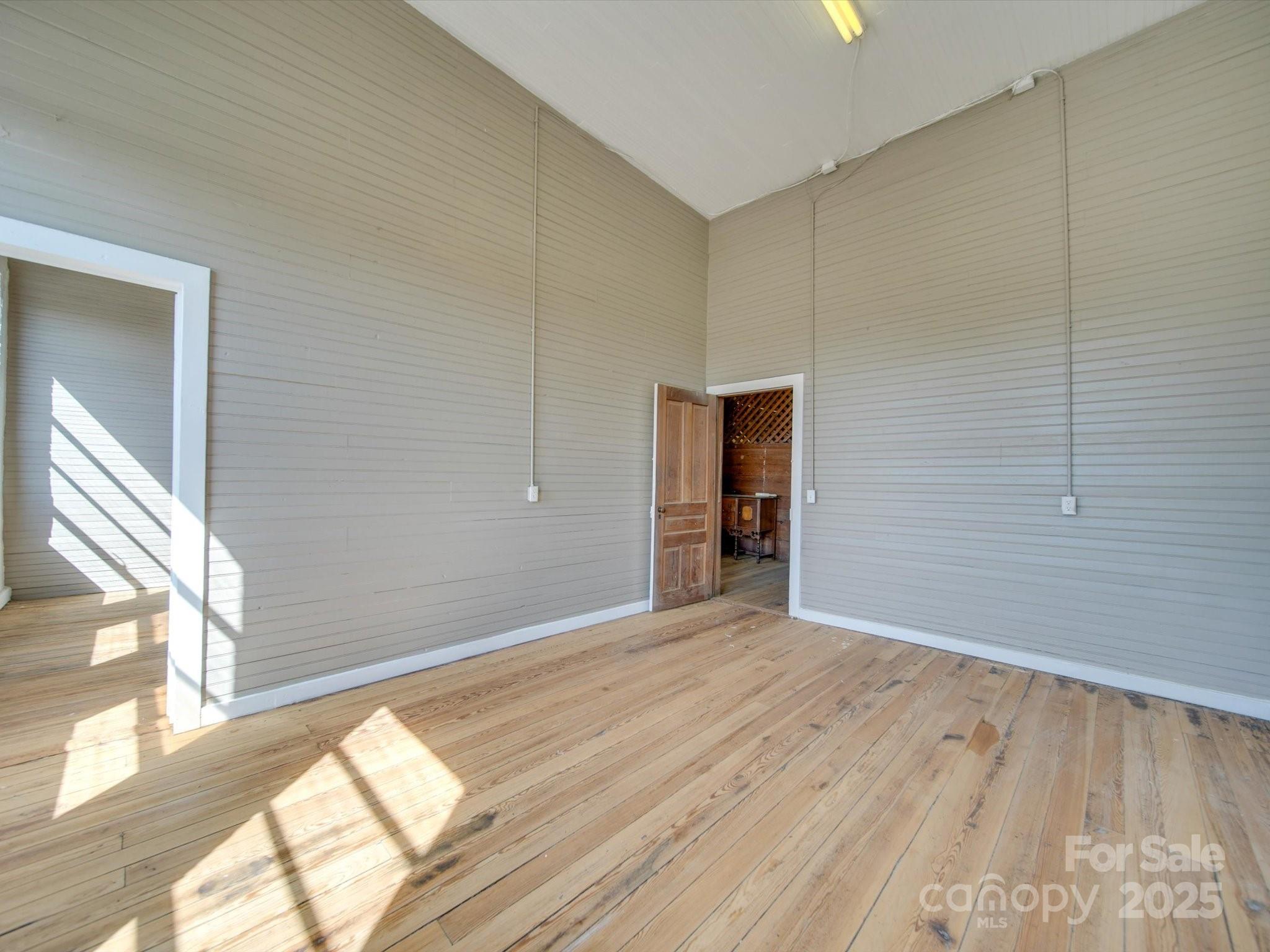 106 S Main Street Property Photo 31