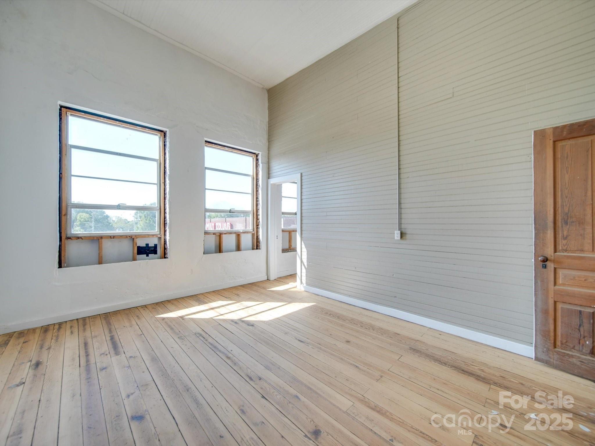 106 S Main Street Property Photo 32