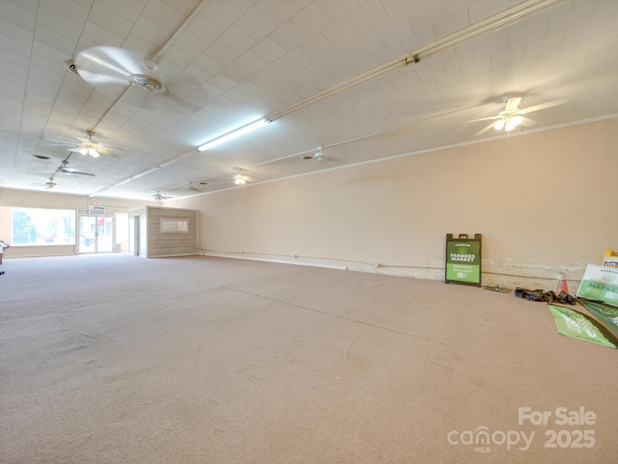 106 S Main Street Property Photo 43