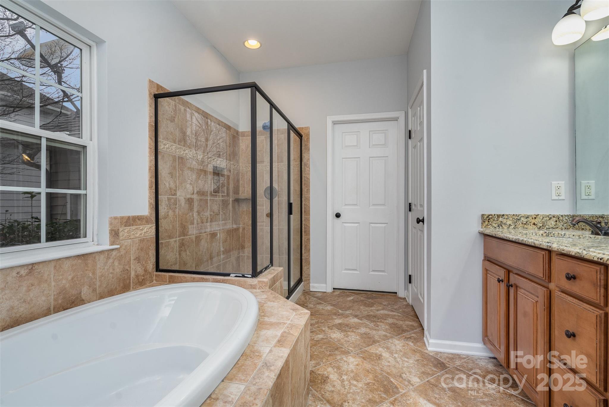 1001 Hatton Terrace Property Photo 14