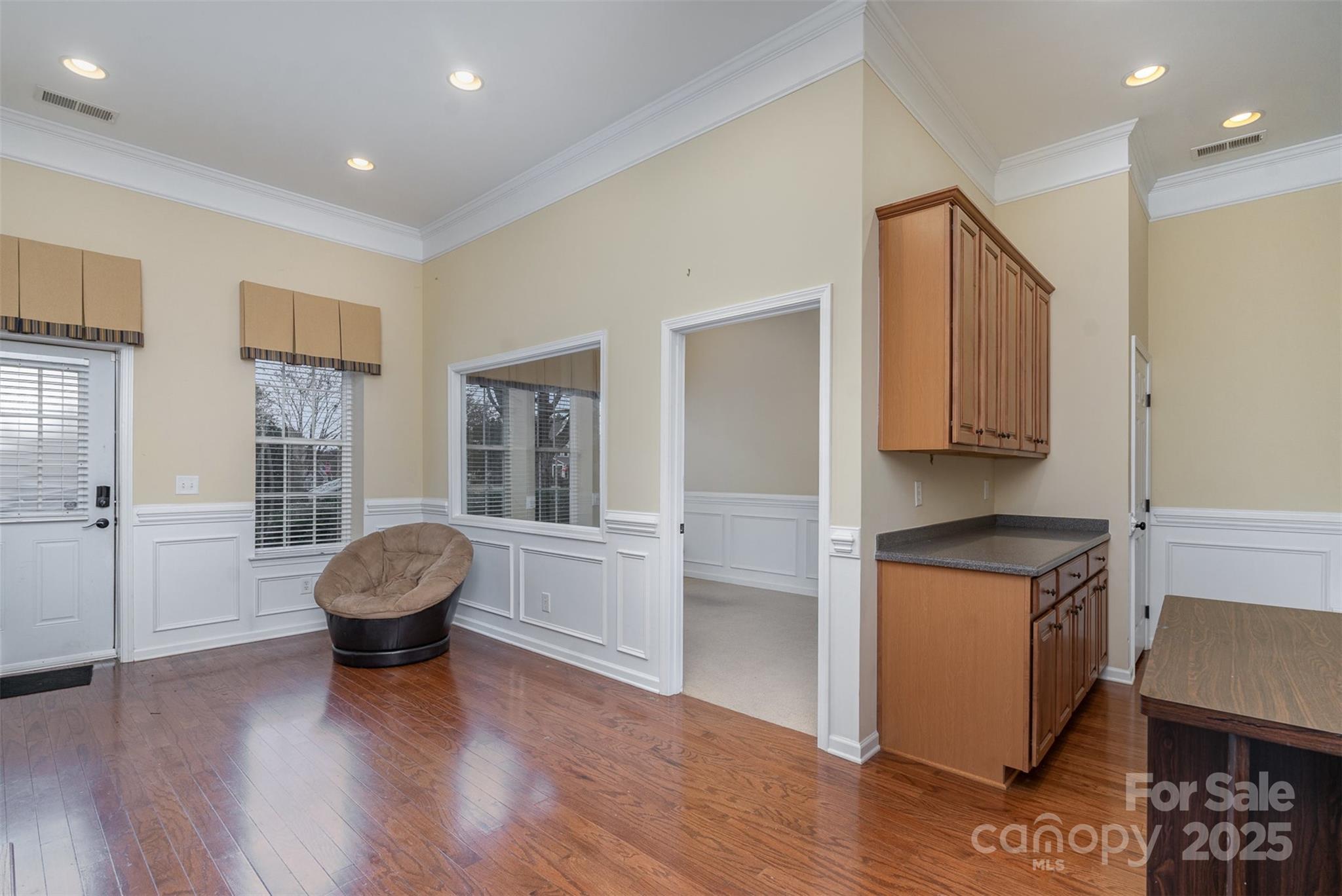 1001 Hatton Terrace Property Photo 17
