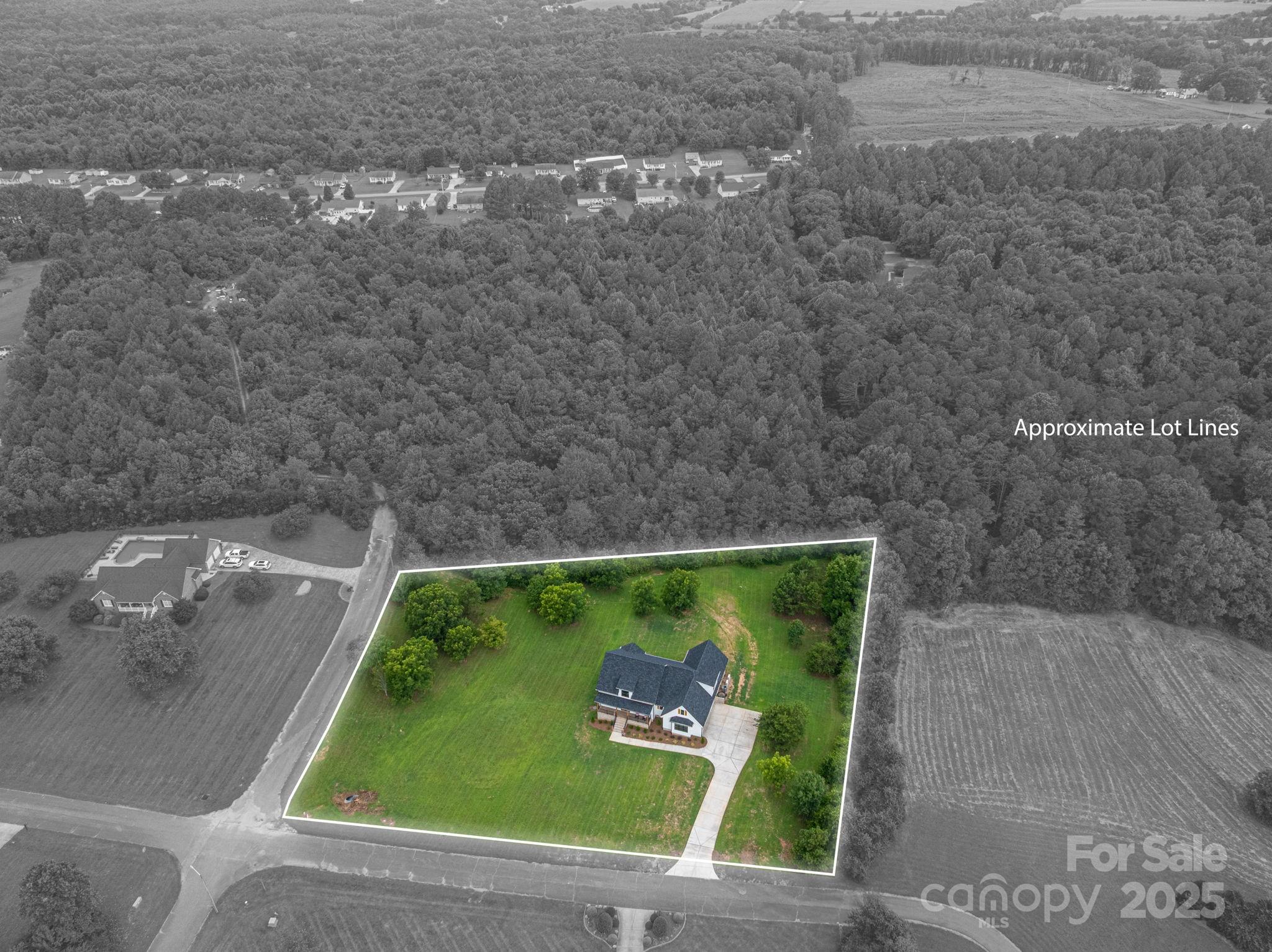 615 Sandycrest Drive Property Photo 20