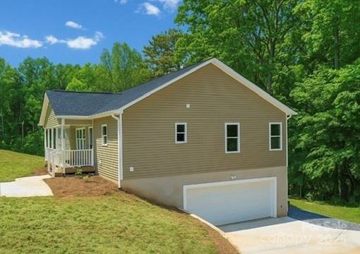 206 Fairway Drive Property Photo 4