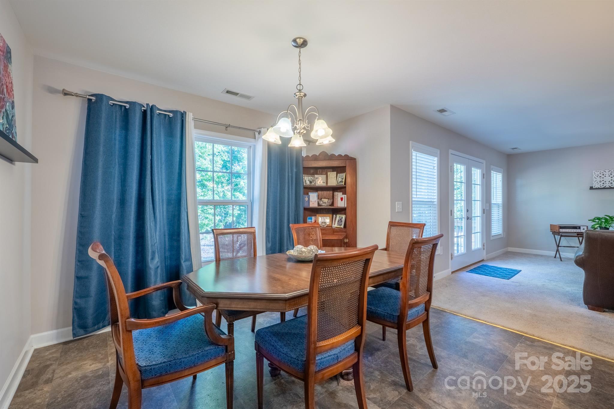 5039 Penn Road Property Photo 10