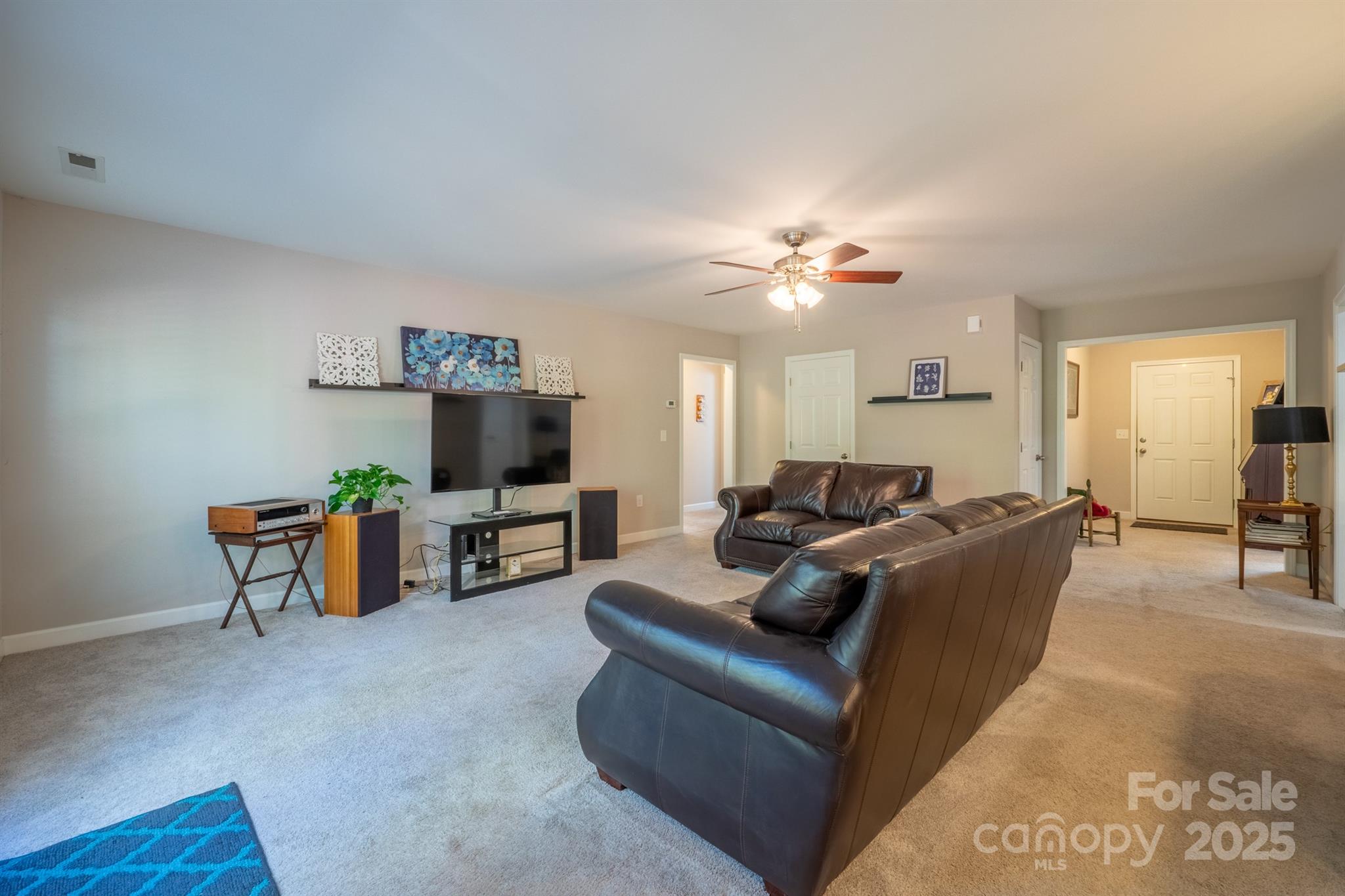 5039 Penn Road Property Photo 12
