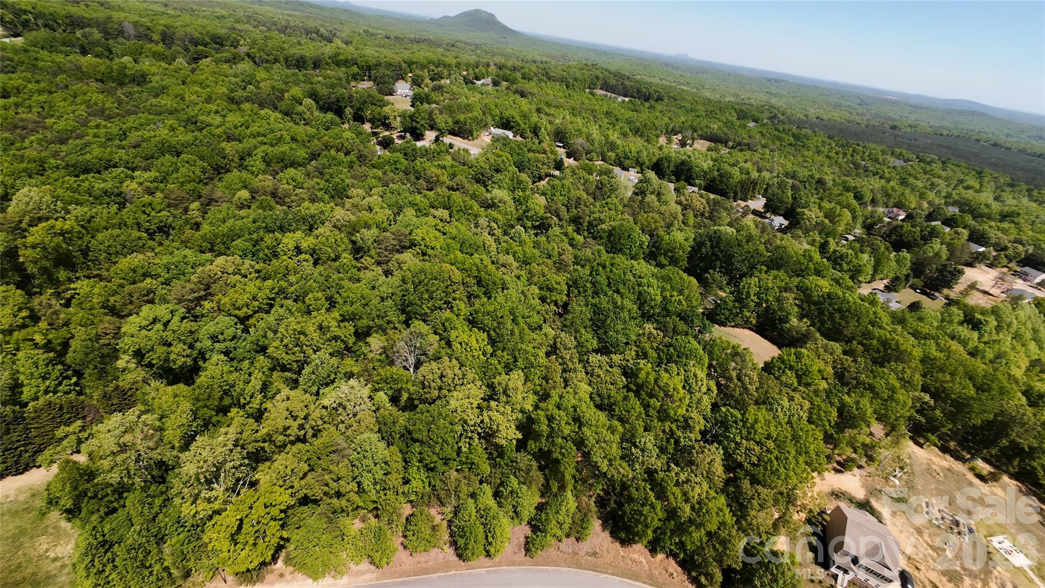 5112 Kings Pinnacle Drive Property Photo 4