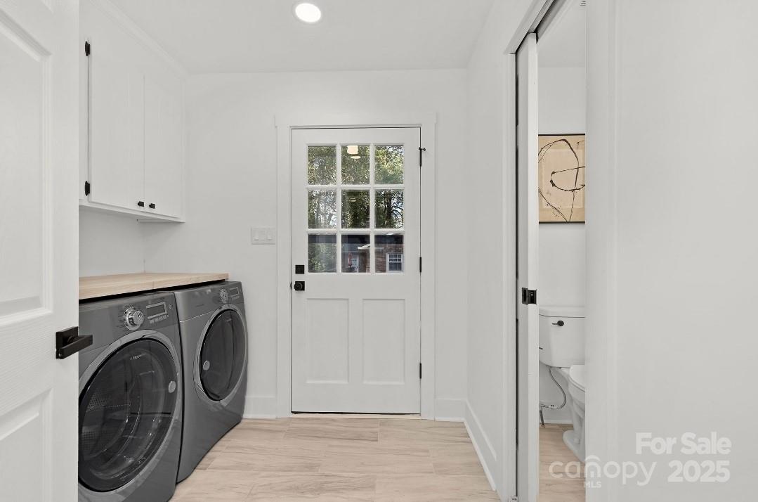 8946 Glencroft Road Property Photo 31